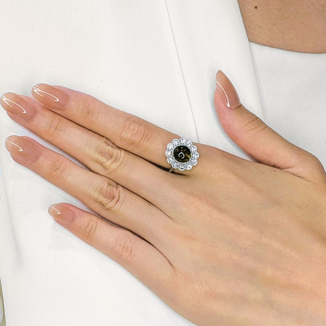 Mesmerizing 4.84ct Cat's-Eye Chrysoberyl and Diamonds Cluster Ring in 18k White Gold