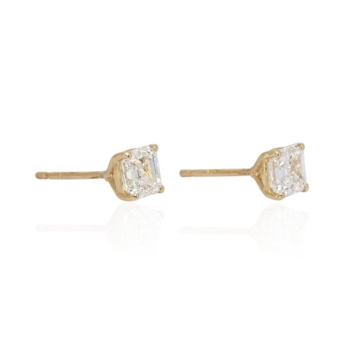 2.01 Carats IGI Certified Natural Diamond 18K Yellow Gold Stud Earrings