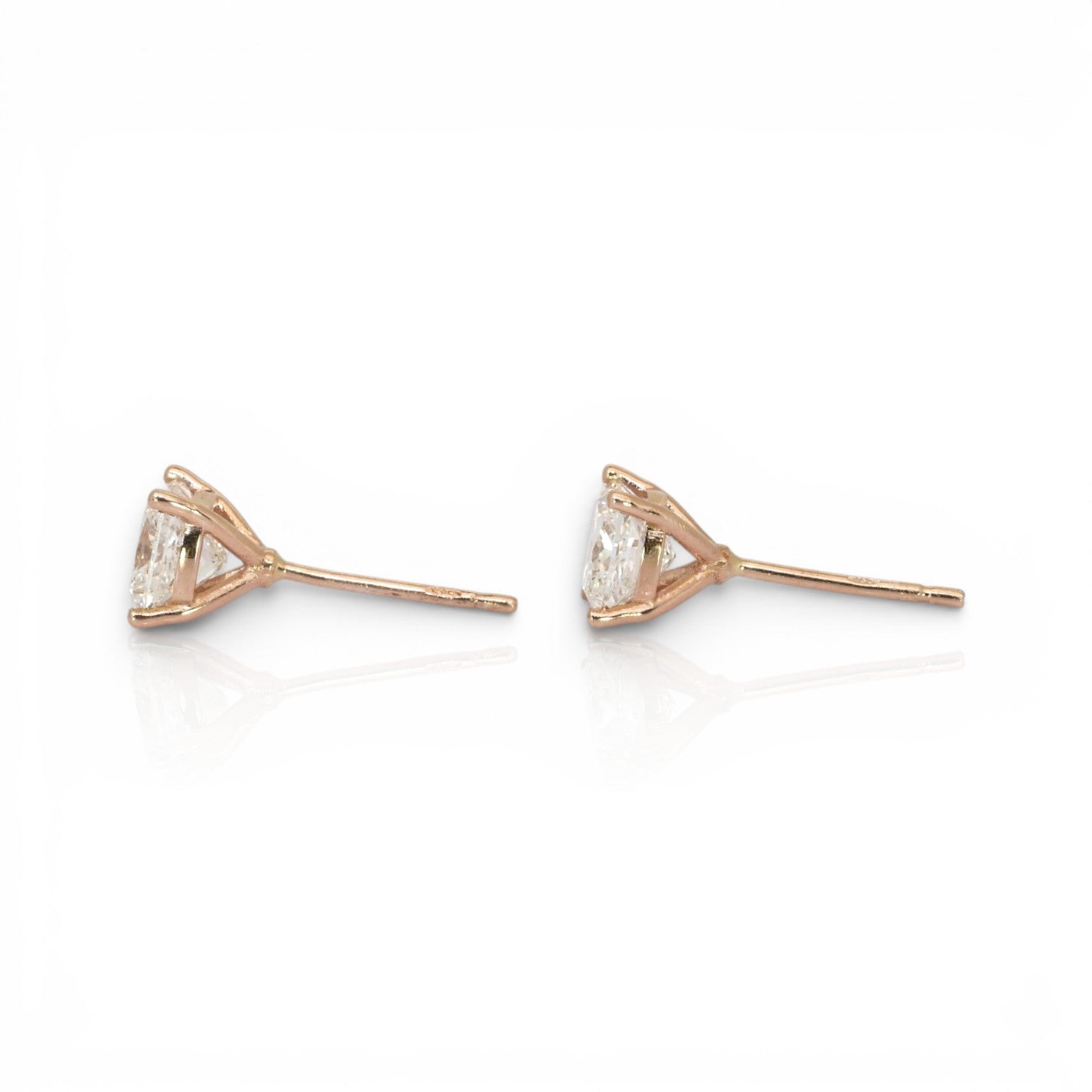 2.02 Carats IGI Certified Natural Diamond 18K Rose Gold Stud Earrings