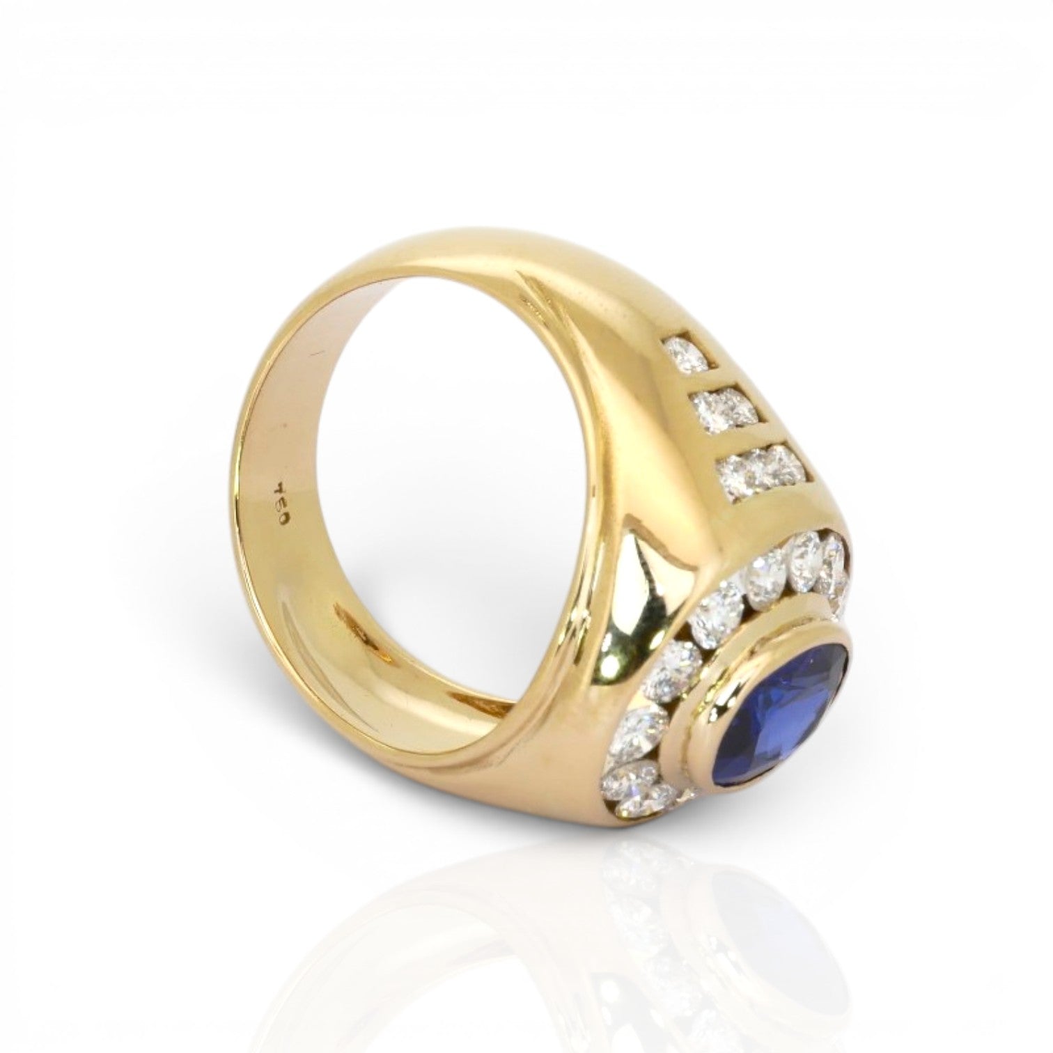 3.39 Carats IGI Certified Sapphire And Diamonds 18k Yellow Gold Cocktail Ring