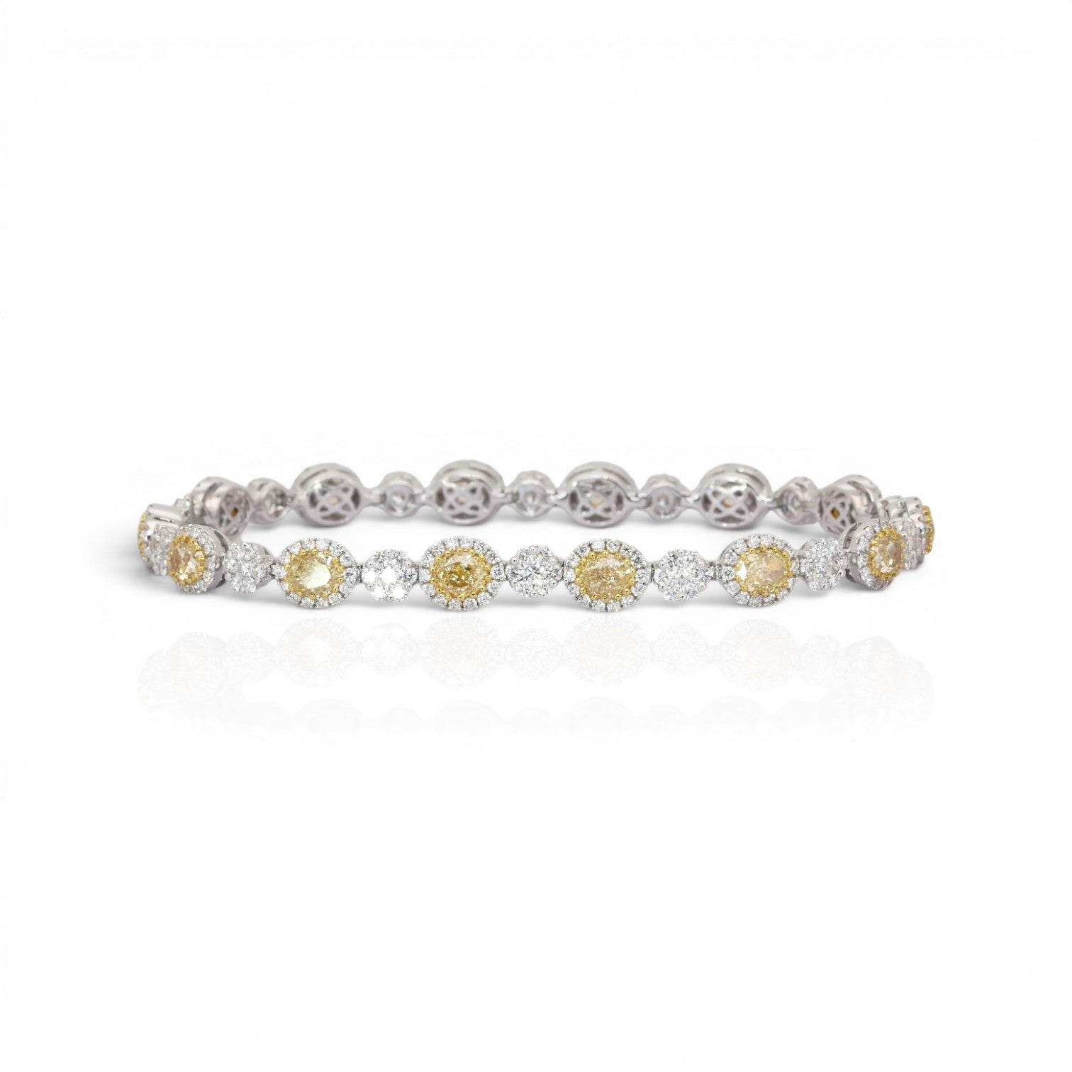 13.64 Carats IGI Certified Natural Diamonds 18k White Gold Bracelet