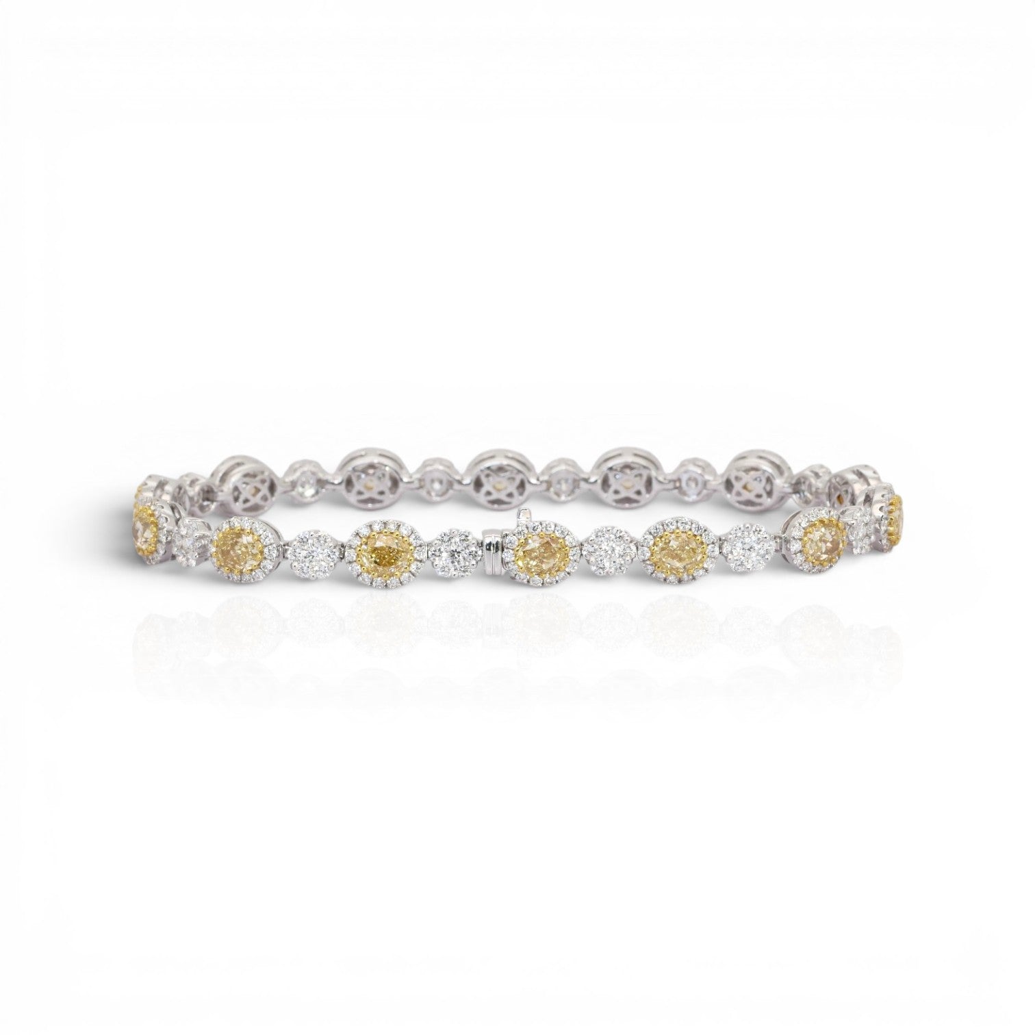 13.64 Carats IGI Certified Natural Diamonds 18k White Gold Bracelet