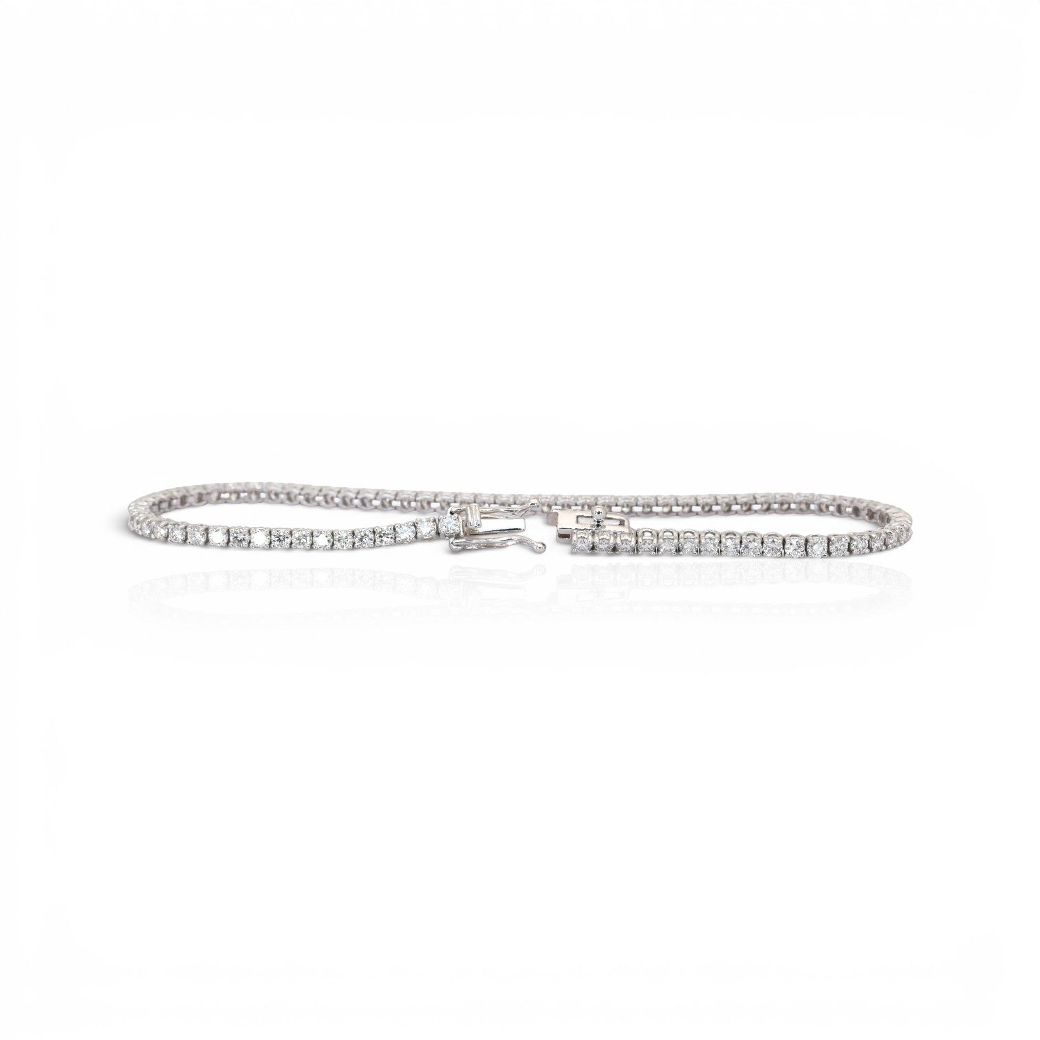 2.60 Carats IGI Certified Natural Diamonds 18k White Gold Tennis Bracelet