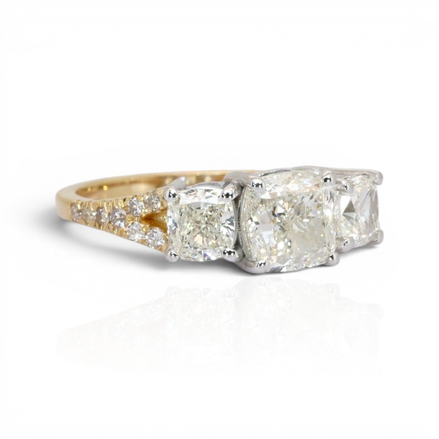 2.71 Carats IGI Certified Natural Diamonds 18k Yellow And White Gold 3-Stone Ring