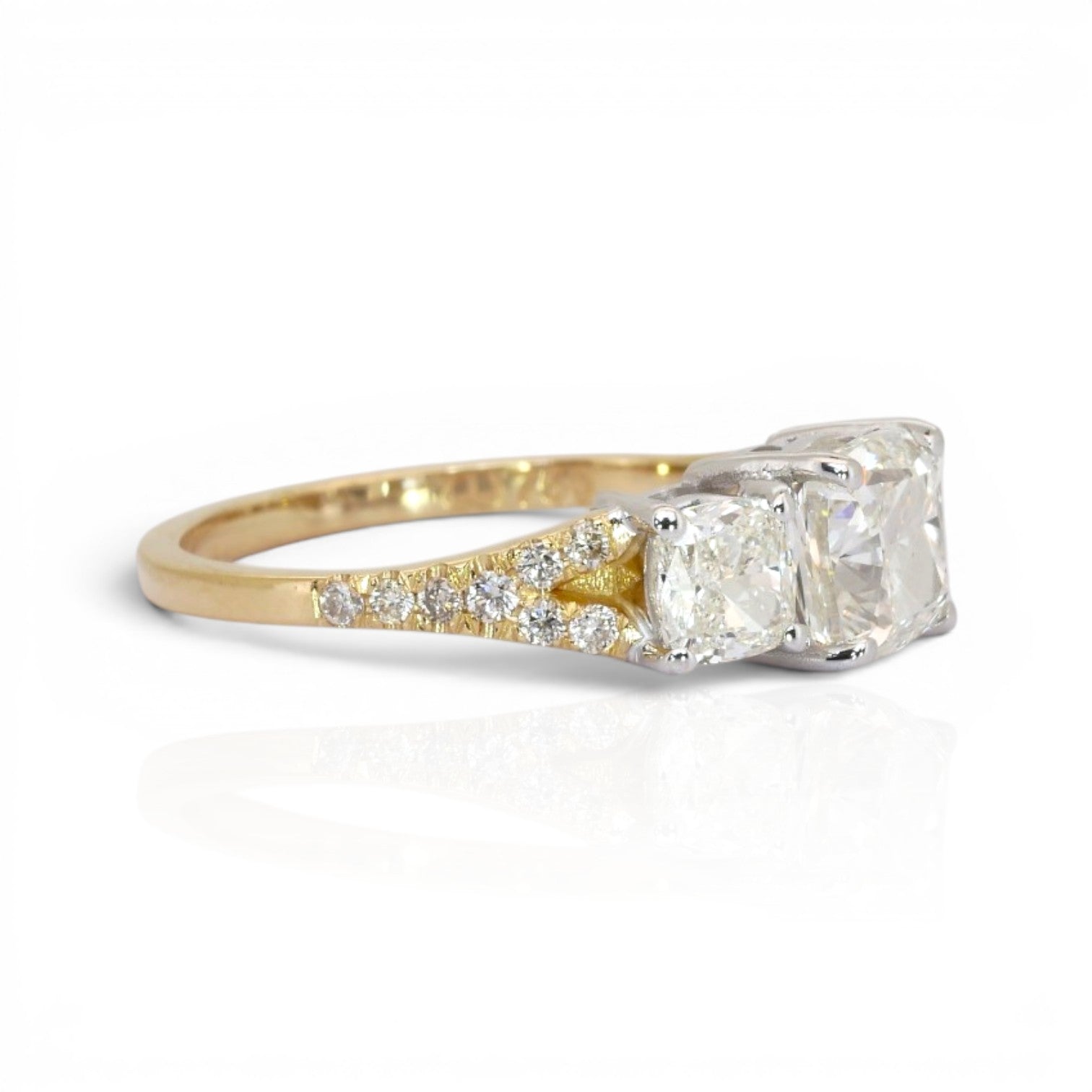 2.71 Carats IGI Certified Natural Diamonds 18k Yellow And White Gold 3-Stone Ring