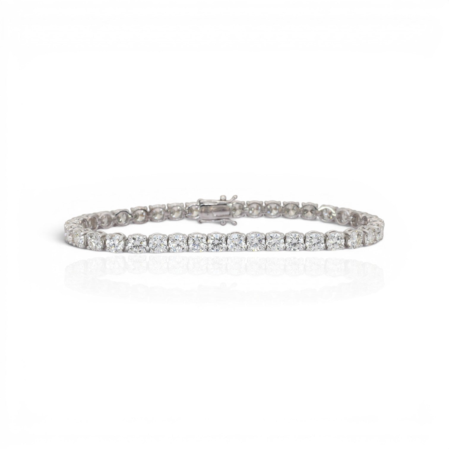 11.88 Carats IGI Certified Natural Diamonds 18k White Gold Tennis Bracelet