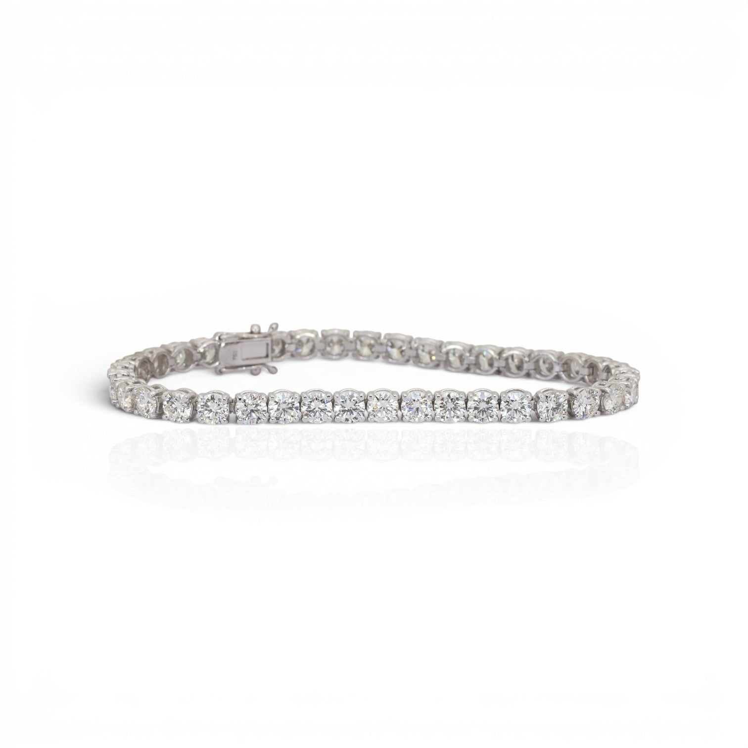 11.88 Carats IGI Certified Natural Diamonds 18k White Gold Tennis Bracelet