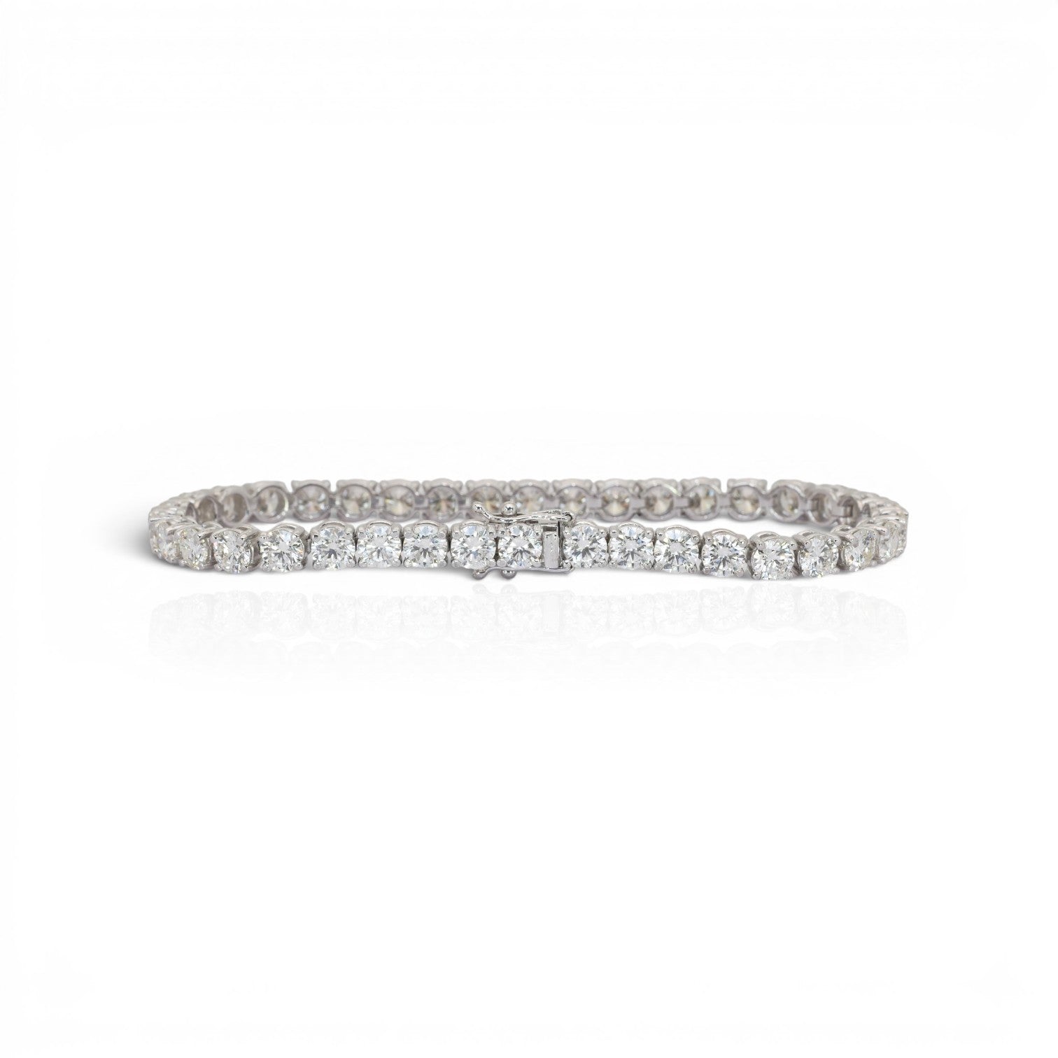 11.88 Carats IGI Certified Natural Diamonds 18k White Gold Tennis Bracelet