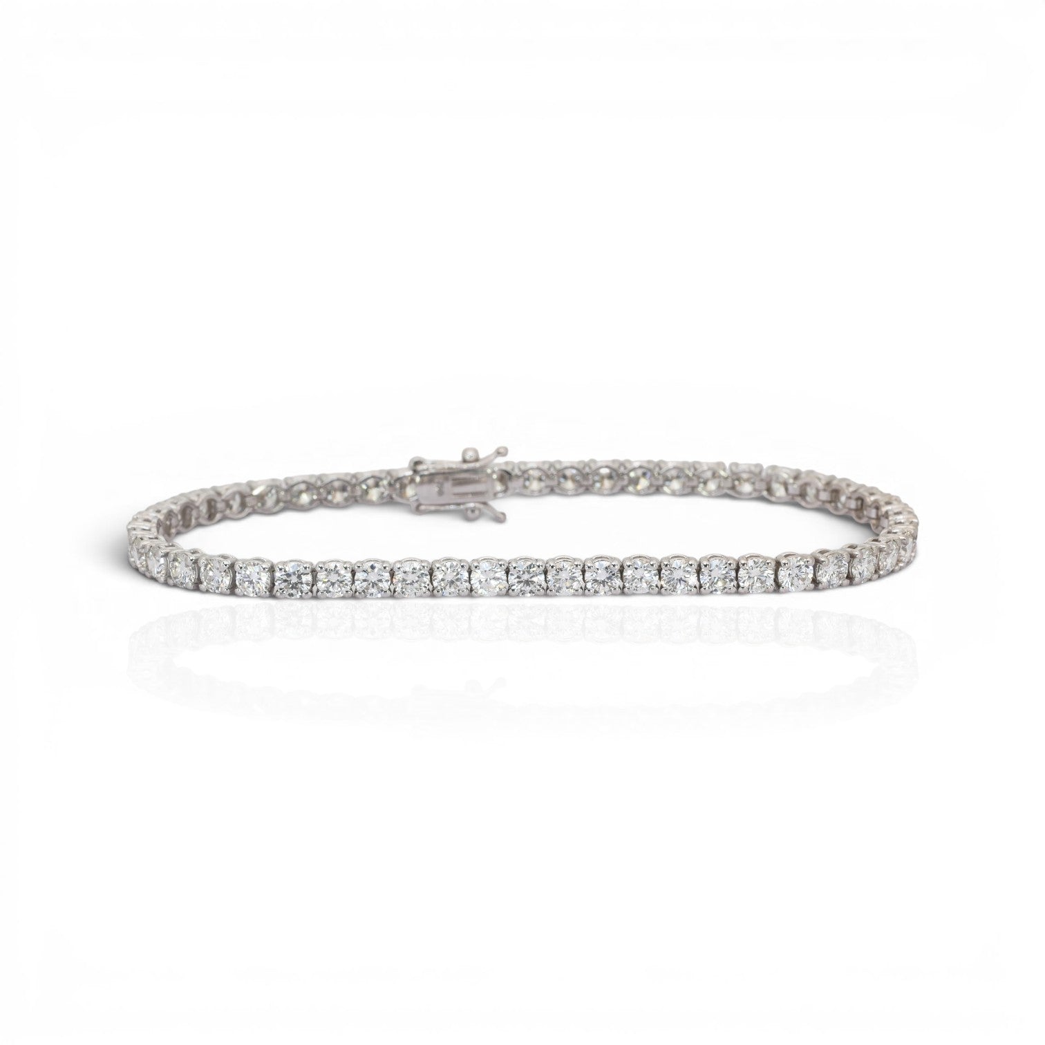 6.96 Carats IGI Certified Natural Diamonds 18k White Gold Tennis Bracelet