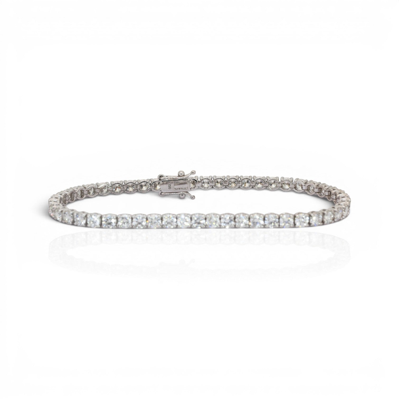 6.96 Carats IGI Certified Natural Diamonds 18k White Gold Tennis Bracelet