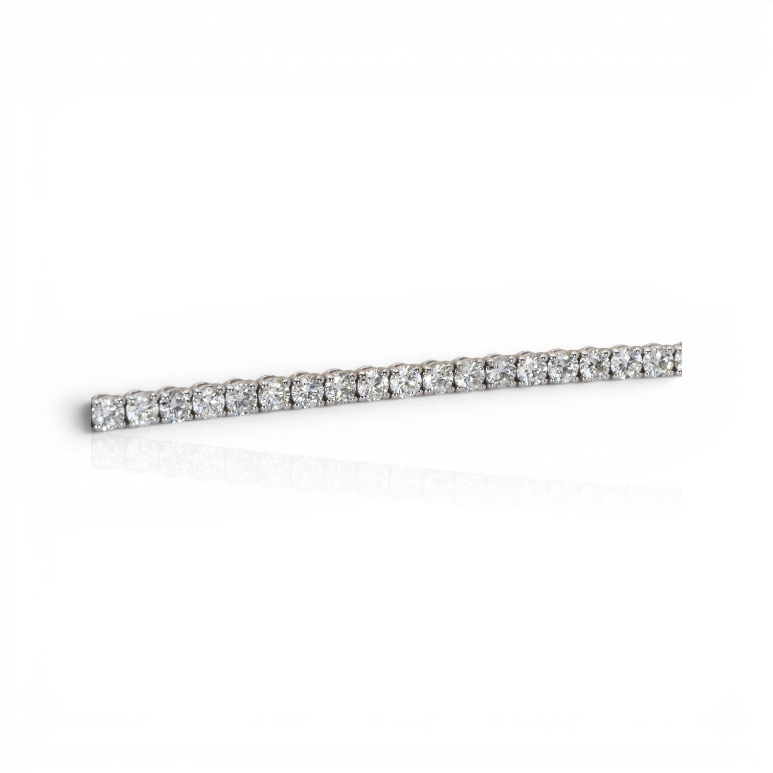 6.96 Carats IGI Certified Natural Diamonds 18k White Gold Tennis Bracelet