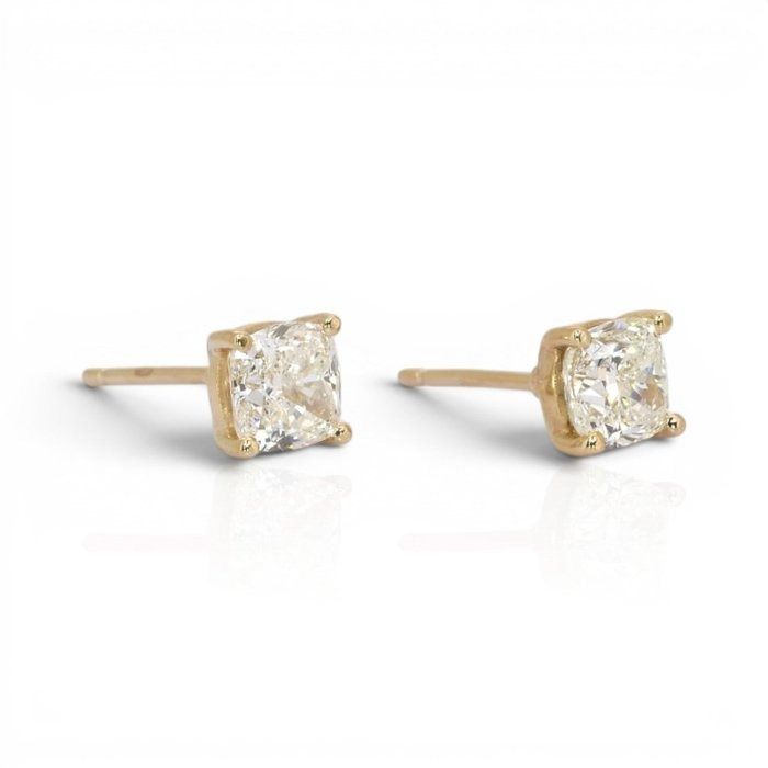 2.02 Carats GCI Certified Natural Diamond 18K Yellow Gold Stud Earrings
