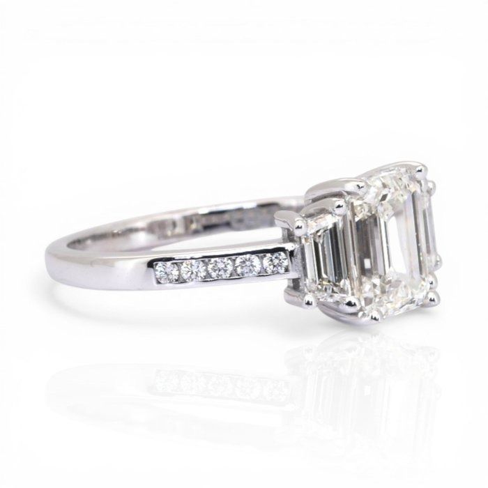 2.03 Carat IGI Certified 18K White Gold 3-Stone Ring