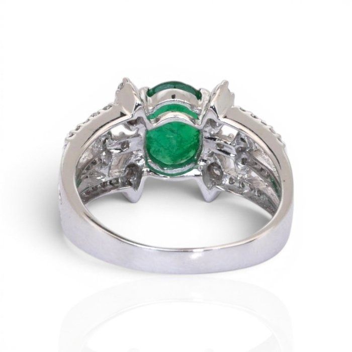 2.05 Carat IGI Certified Emerald And Natural Diamond 18K White Gold Cluster Ring