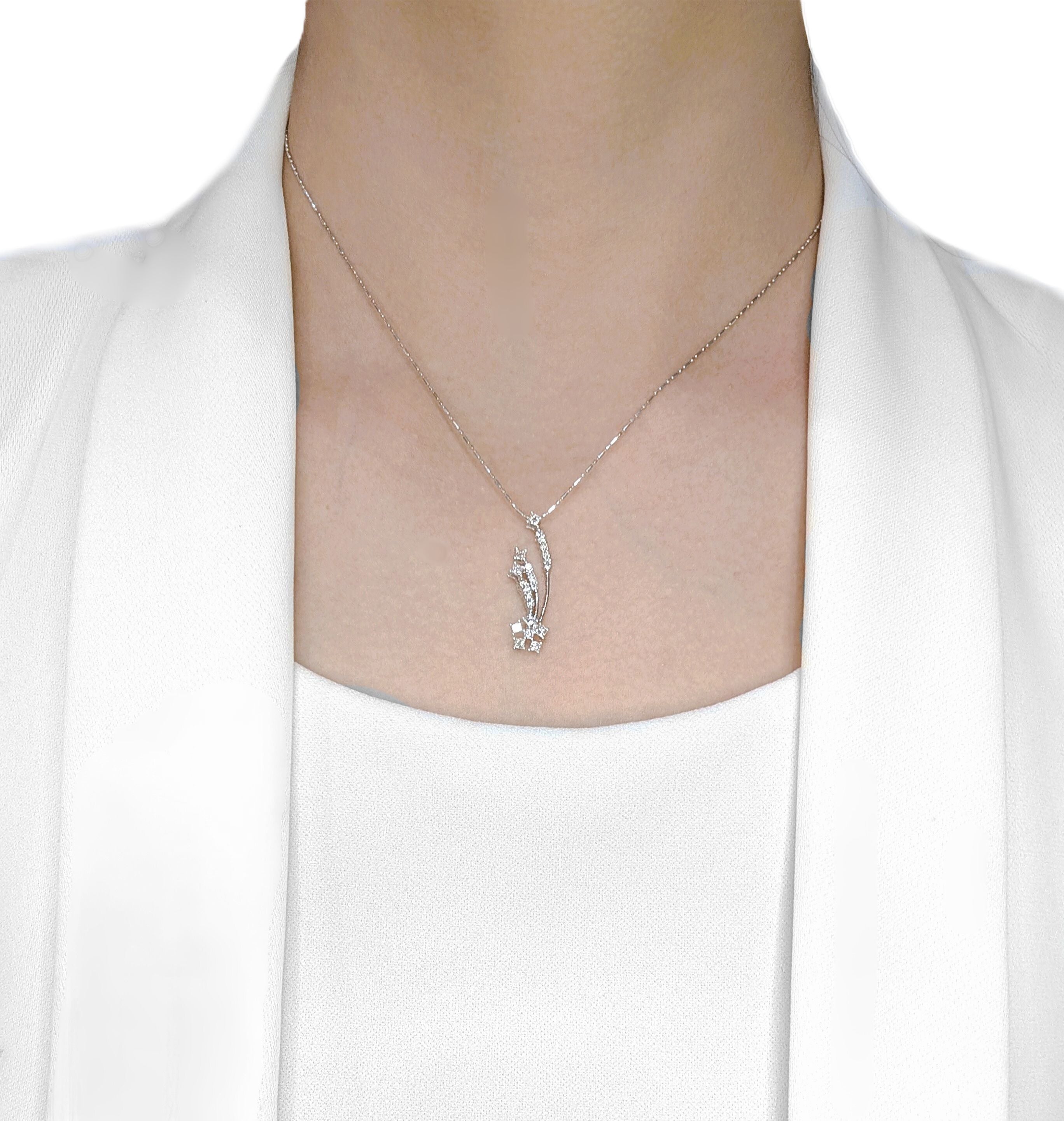 Striking 0.51ct Princess & Round Natural Diamond 18K White Gold Pendant (New)