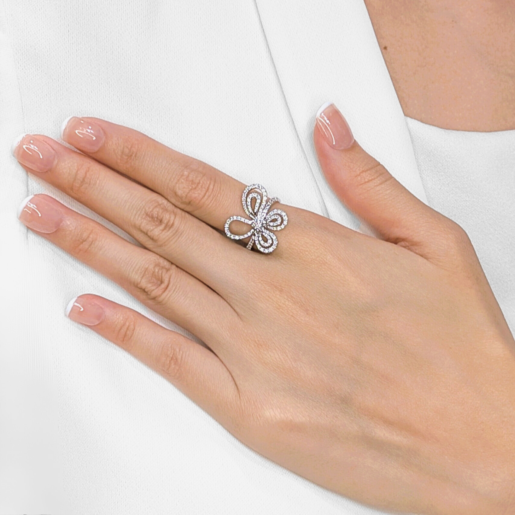 Unique 0.60ct Natural Diamond 18K White Gold Ring (Unworn)