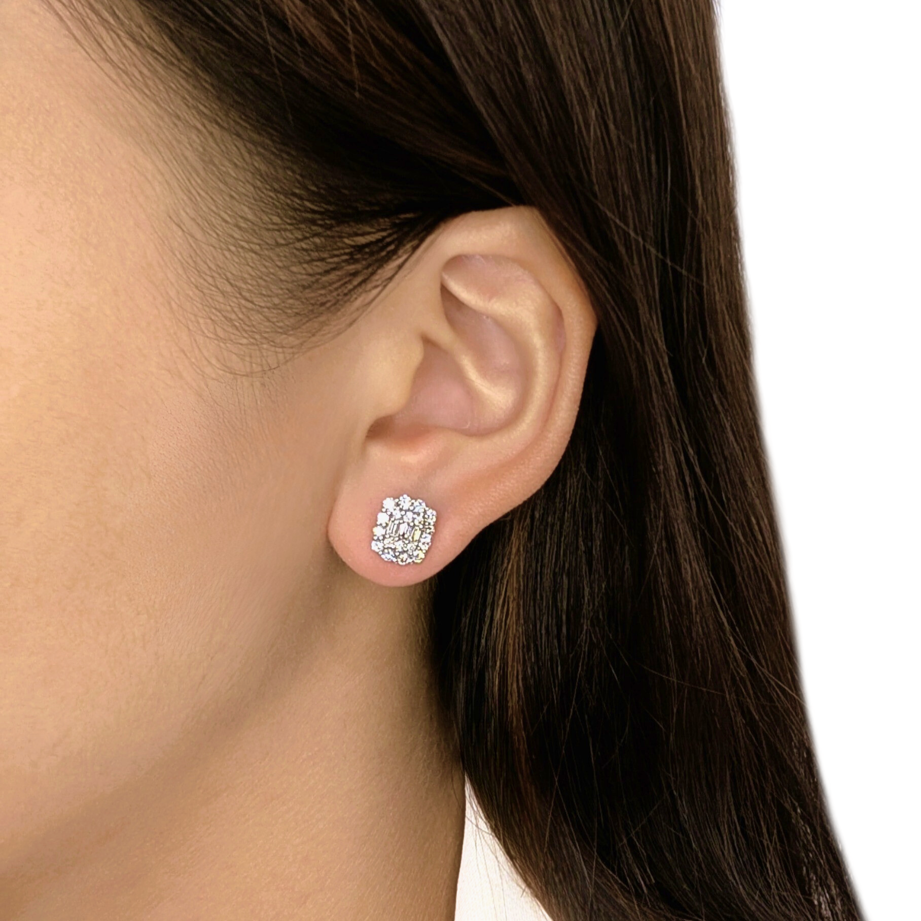 Modern 0.30ct Natural Diamond Earrings in 18K White Gold (New)