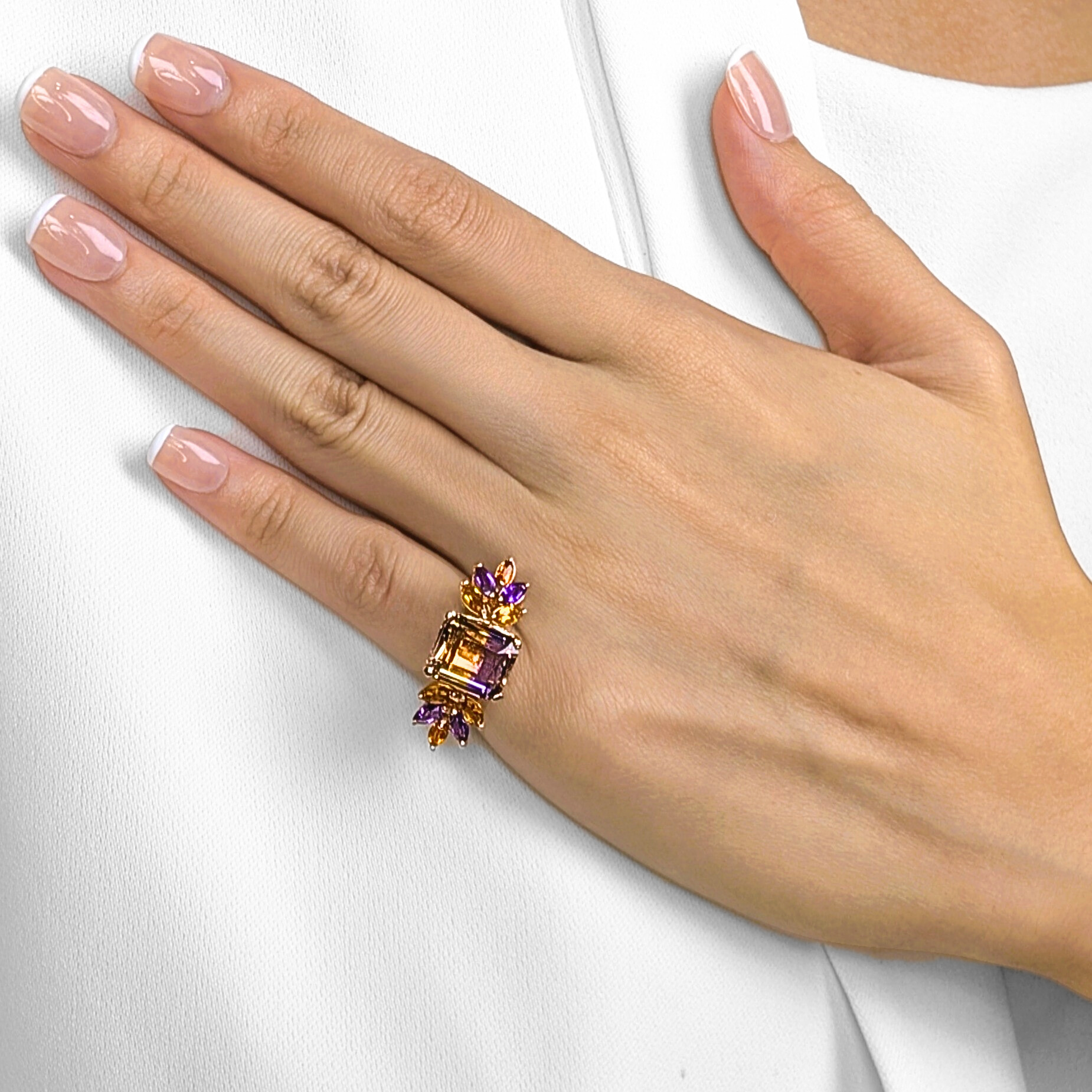 Regal 5.68ct Amethyst & Mixed Gem Ring in 18K Yellow Gold