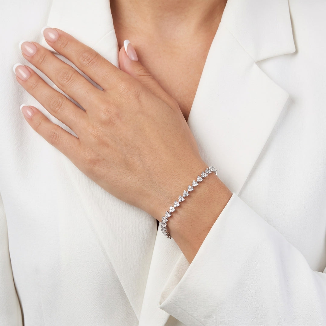 Elegant 1.25ct Natural Diamond Triad Cluster Line Bracelet in 18K White Gold