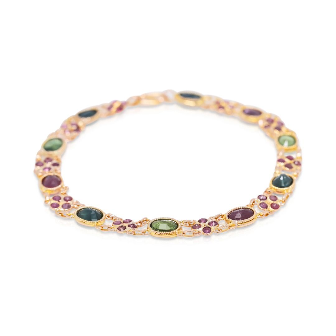 Flamboyant 2.8ct Tourmaline Bracelet in 18K Yellow Gold