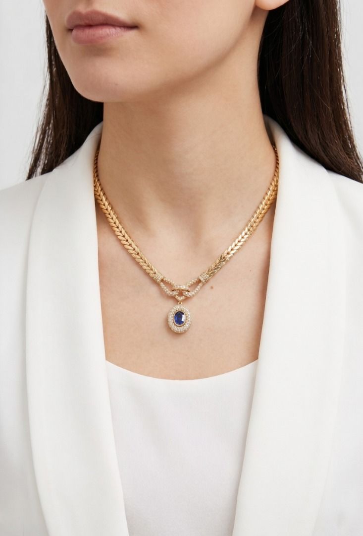 Magnificent 1.80ct Sapphire and 1.96ct Natural Diamond Detachable Pendant Cartier Necklace in 18K Yellow Gold