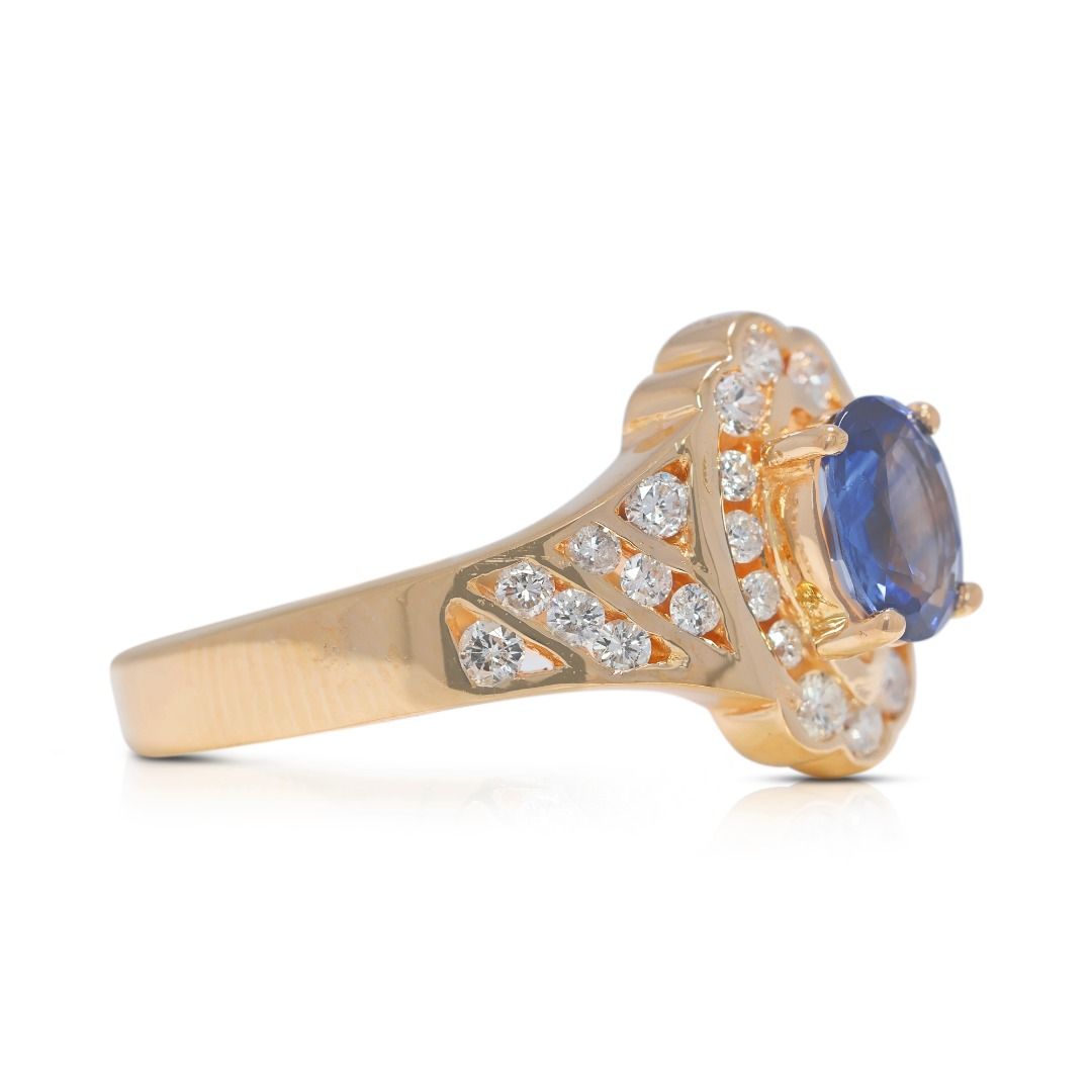 Elegant 0.62ct Sapphire & Natural Diamonds Ring in 18K Yellow Gold