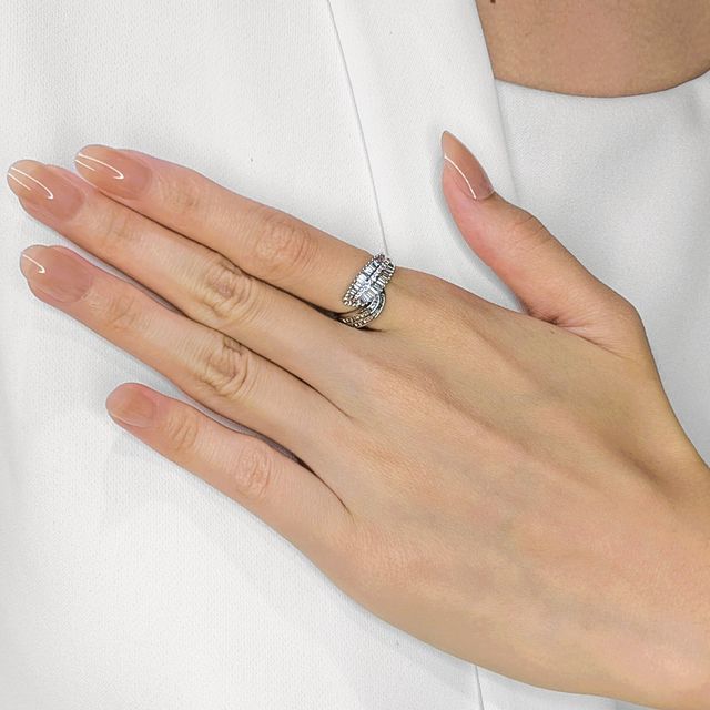 Dazzling 0.92ct Natural Diamond Cluster Ring in 18K White Gold