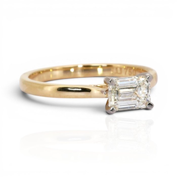 1.01 Carat IGI Certified Natural Diamond 18K Yellow And White Gold Solitaire Ring