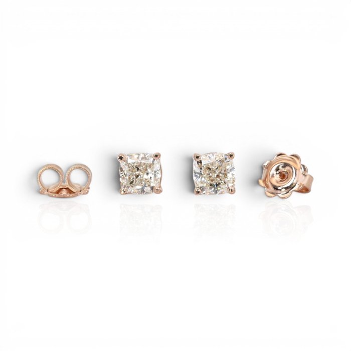 2.10 Carats IGI Certified Natural Diamond 18K Rose Gold Stud Earrings
