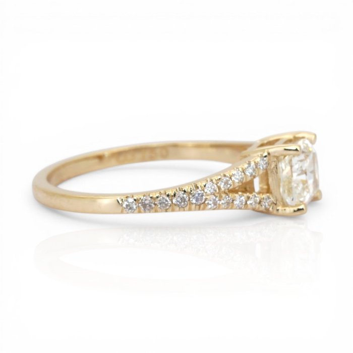 1.13 Carats GCI Certified Natural Diamond 18K Yellow Gold Pave Ring