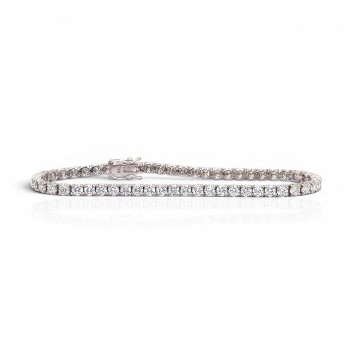 6.06 Karat IGI zertifiziertes Naturdiamant 18K Weißgold Tennisarmband