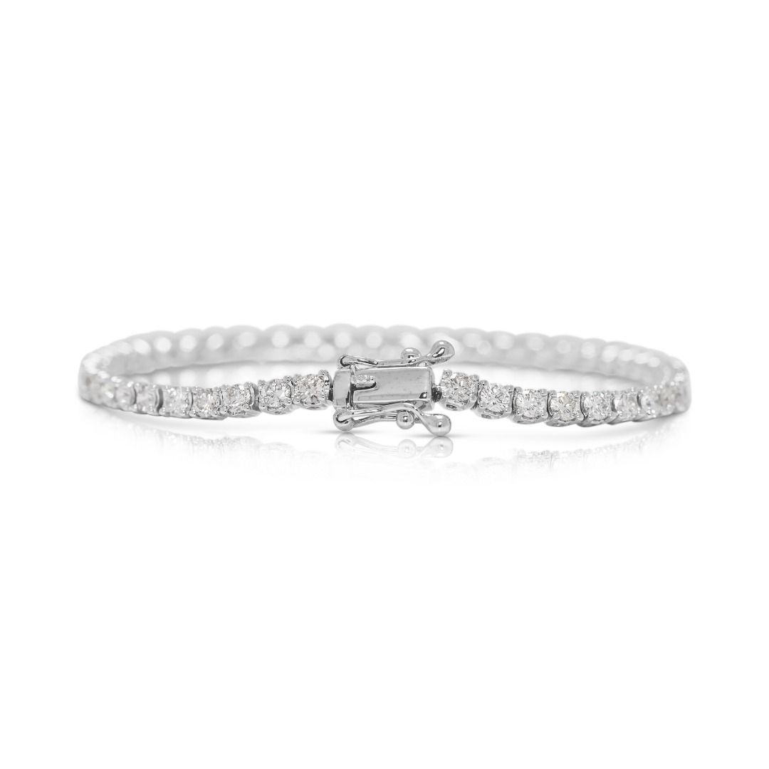 Exquisite 1.75ct Natural Diamonds Bracelet in 18K White Gold