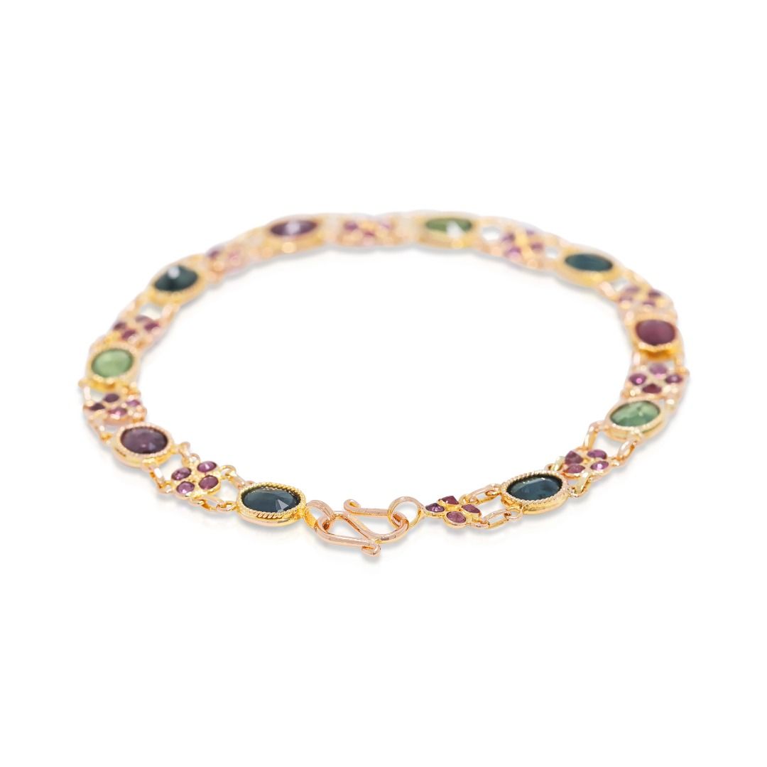 Flamboyant 2.8ct Tourmaline Bracelet in 18K Yellow Gold
