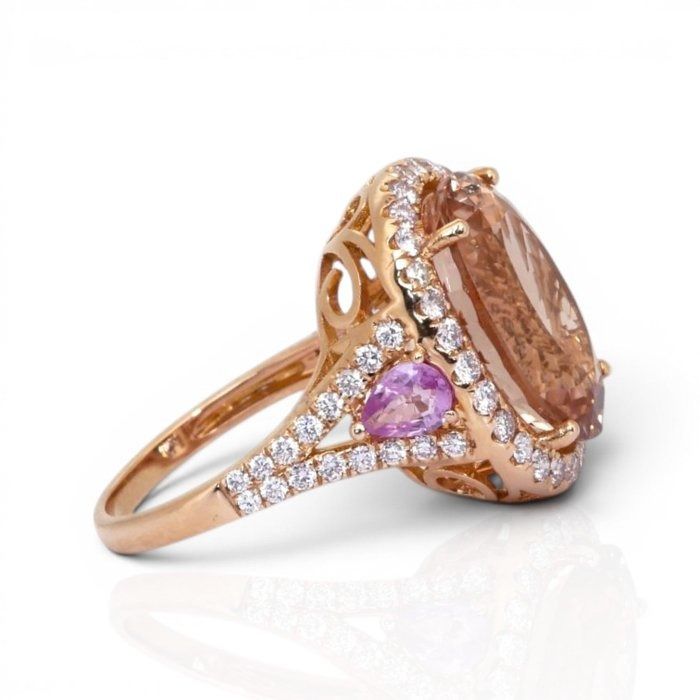 8.30 Carat IGI Certified Natural Morganite 18K Rose Gold Cocktail Ring