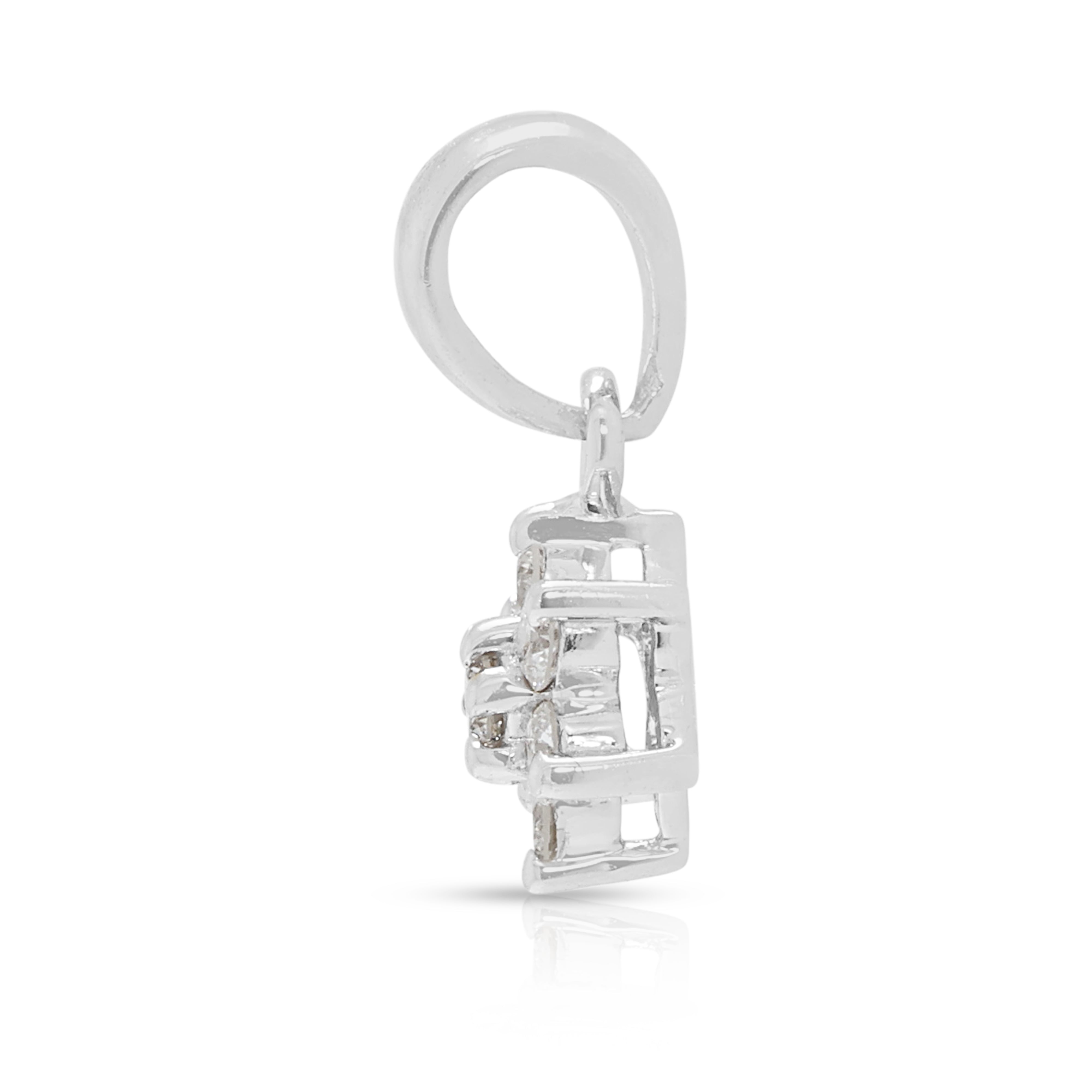 Chic 0.06ct Natural Diamond Star Cluster Pendant 18K White Gold (New)