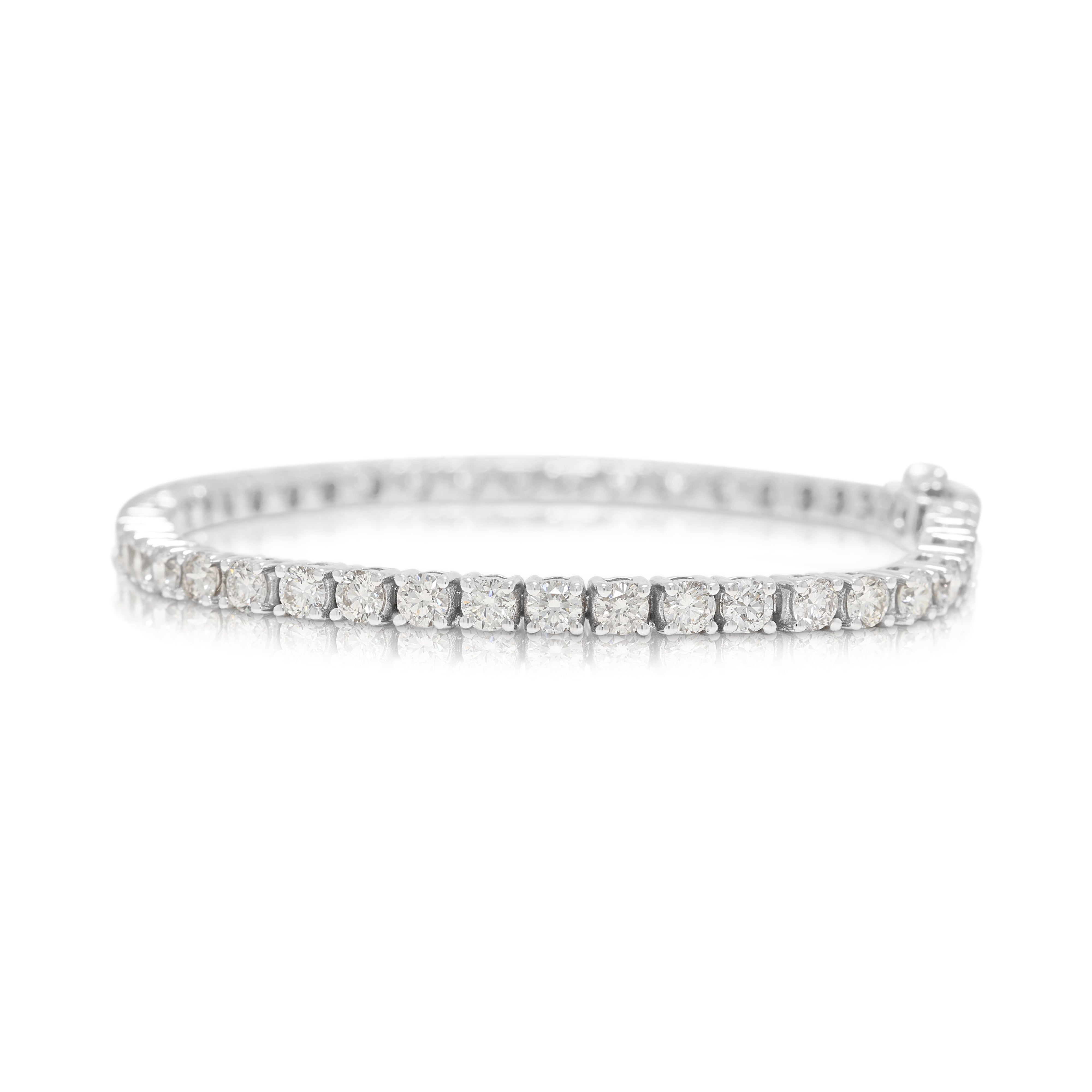 Spectacular Gold Heart 4.70ct Natural Diamond Tennis Bracelet in 18K White Gold