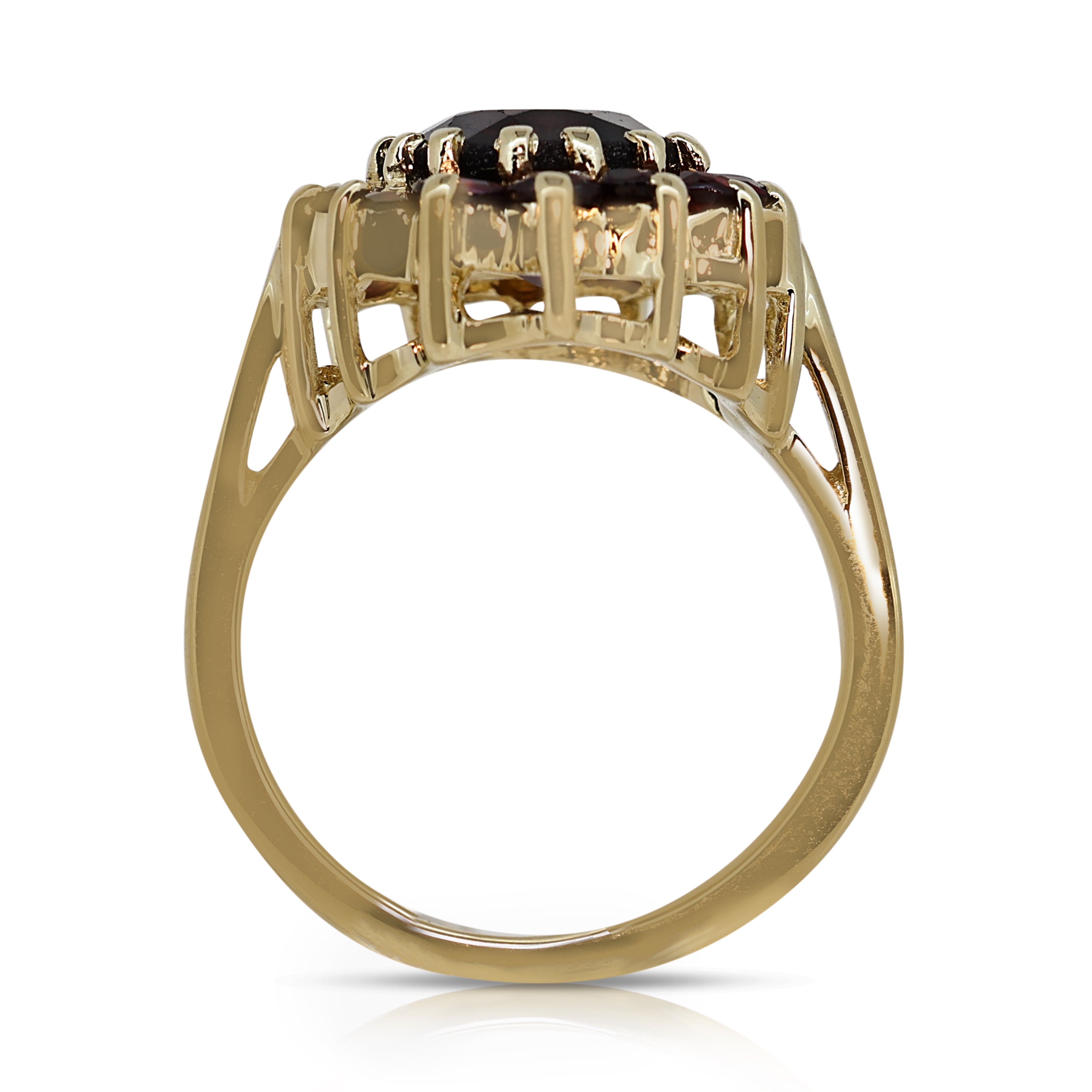Chic 2.43ct Garnet Ring in 14K Yellow Gold