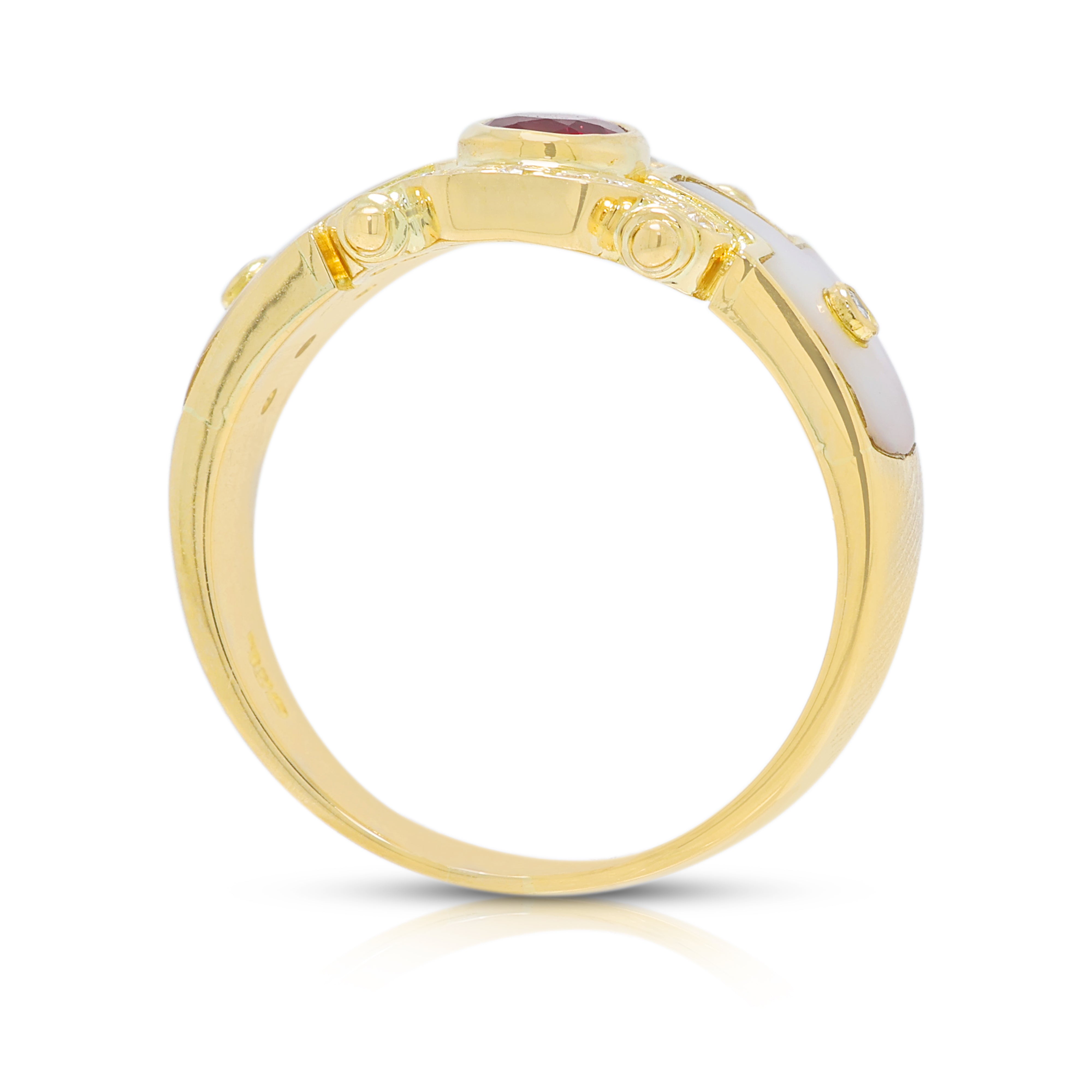 Gorgeous 0.21ct Ruby, 0.20ct Natural Diamond and Mother of Pearl Ring in 18K Yellow Gold