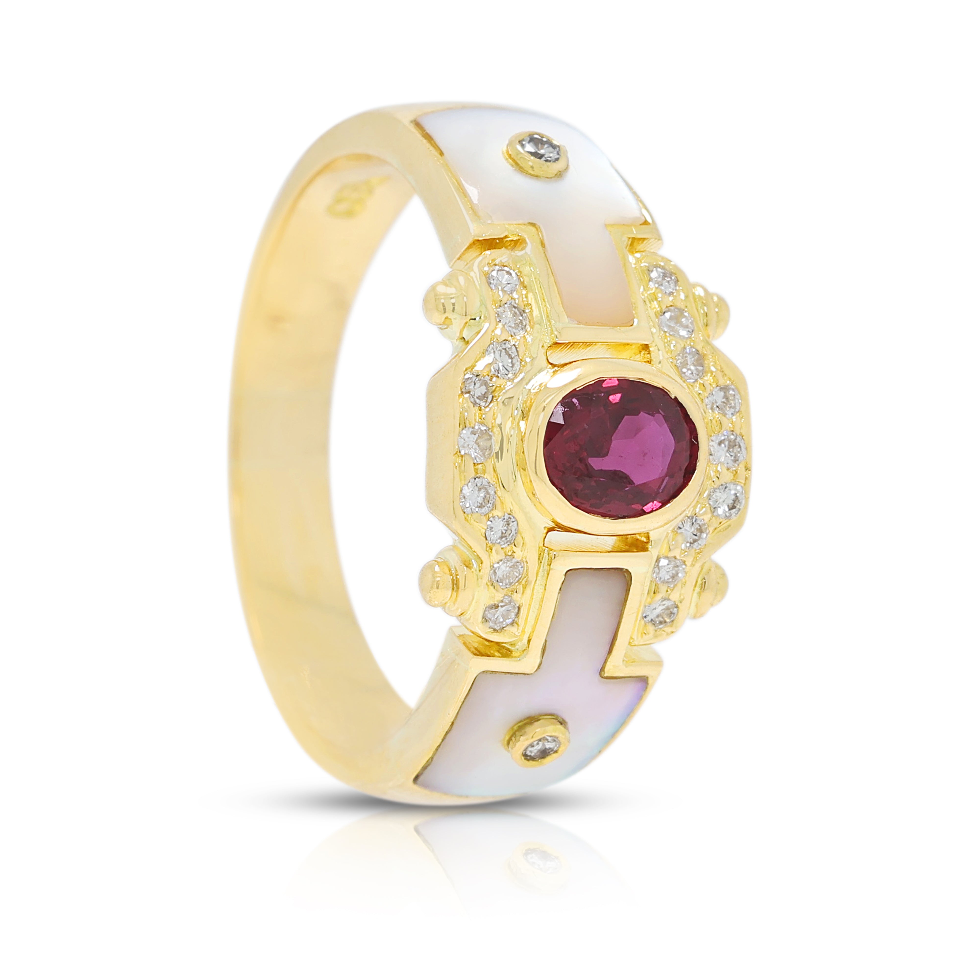 Gorgeous 0.21ct Ruby, 0.20ct Natural Diamond and Mother of Pearl Ring in 18K Yellow Gold