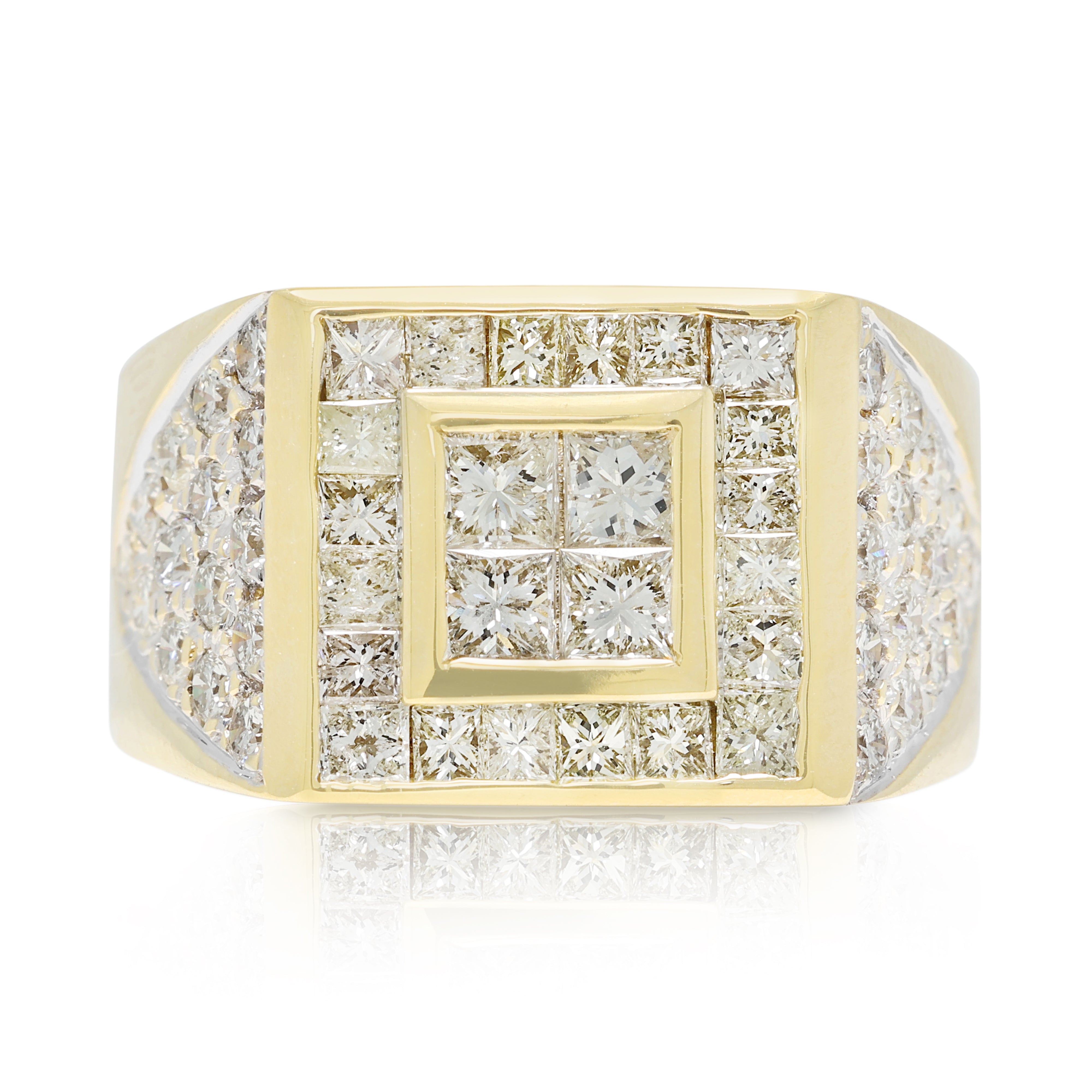 Distinguished 2.15ct Natural Diamond Men's Ring in 14K Yellow Gold