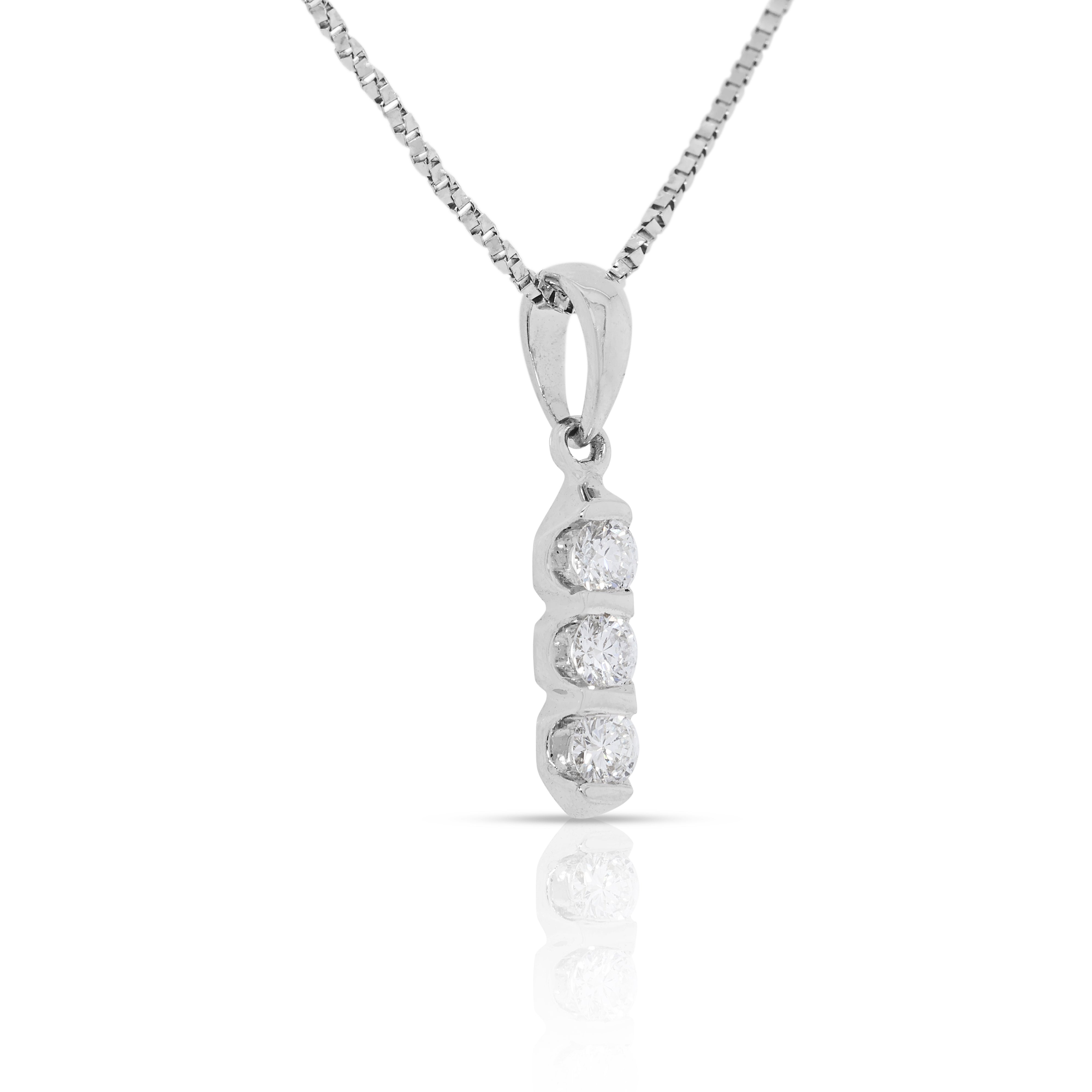 Dazzling 0.2ct Natural Diamonds Necklace in 18K White Gold