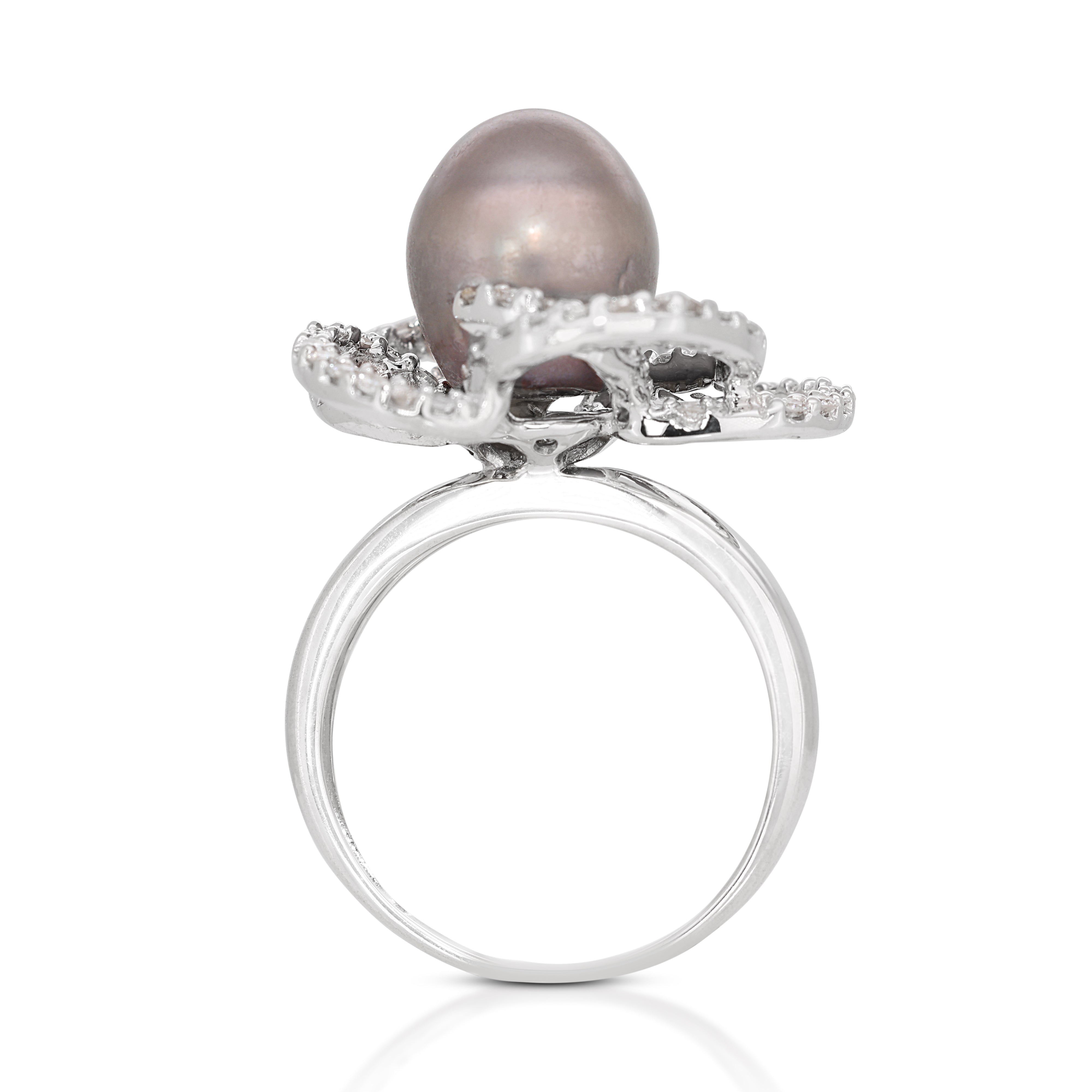 Chic 0.60ct Diamonds and Pearl Ring in 18K White Gold