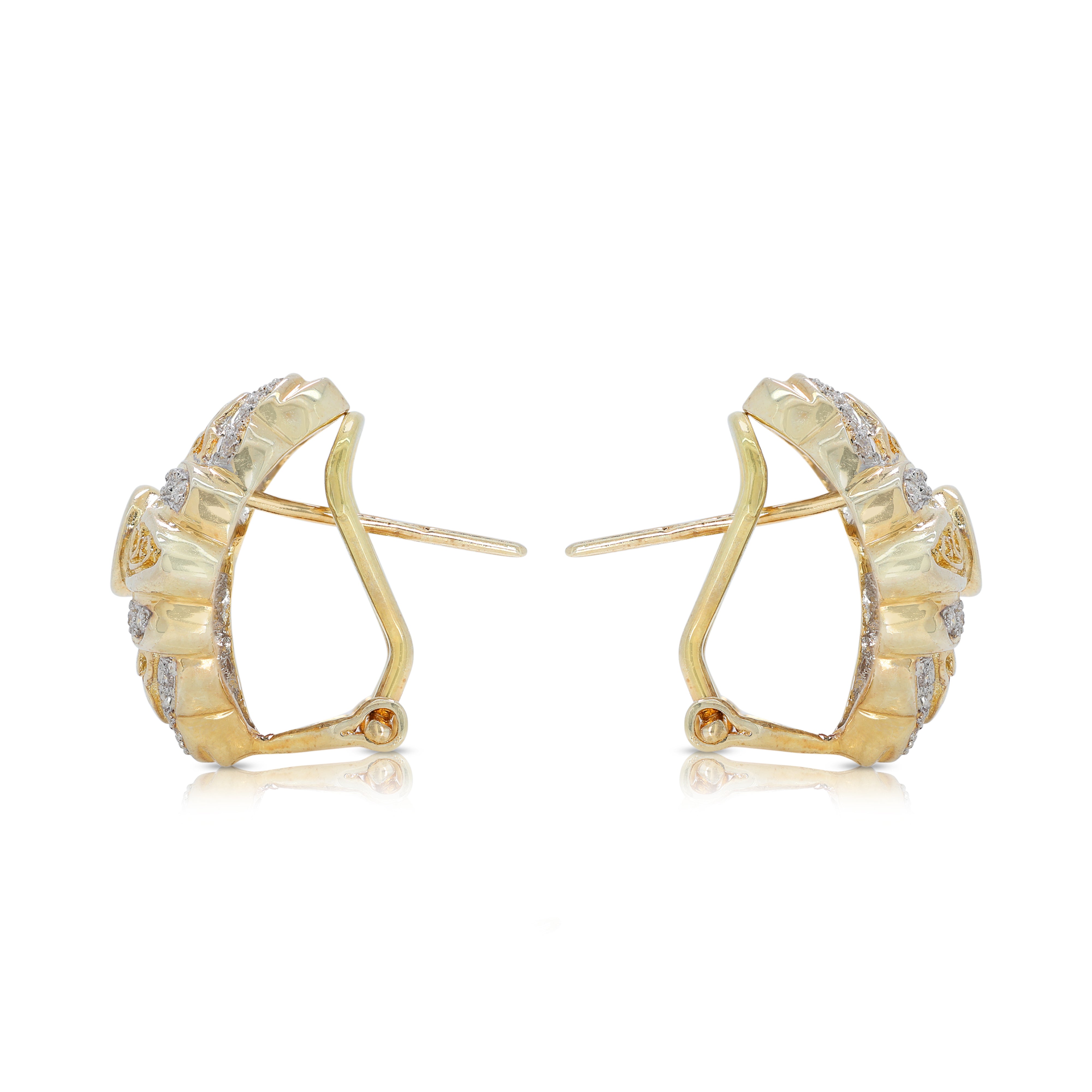 Fabulous 0.72 carat Natural Diamonds Earrings in 18K Yellow Gold