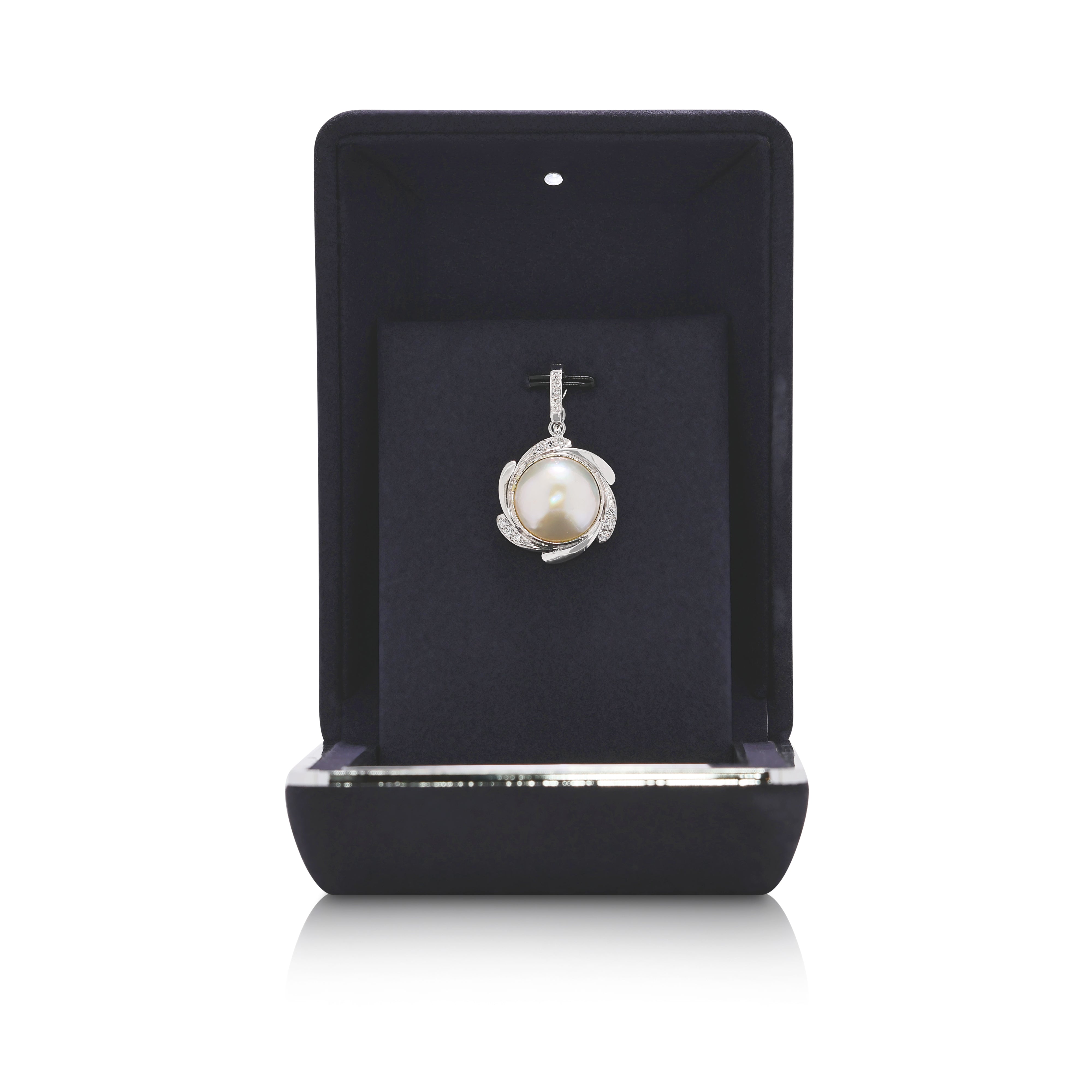 Luminous 14mm Champagne Mabe Pearl & 0.28ct Natural Diamond Swirl Pendant in 18K White Gold (New)