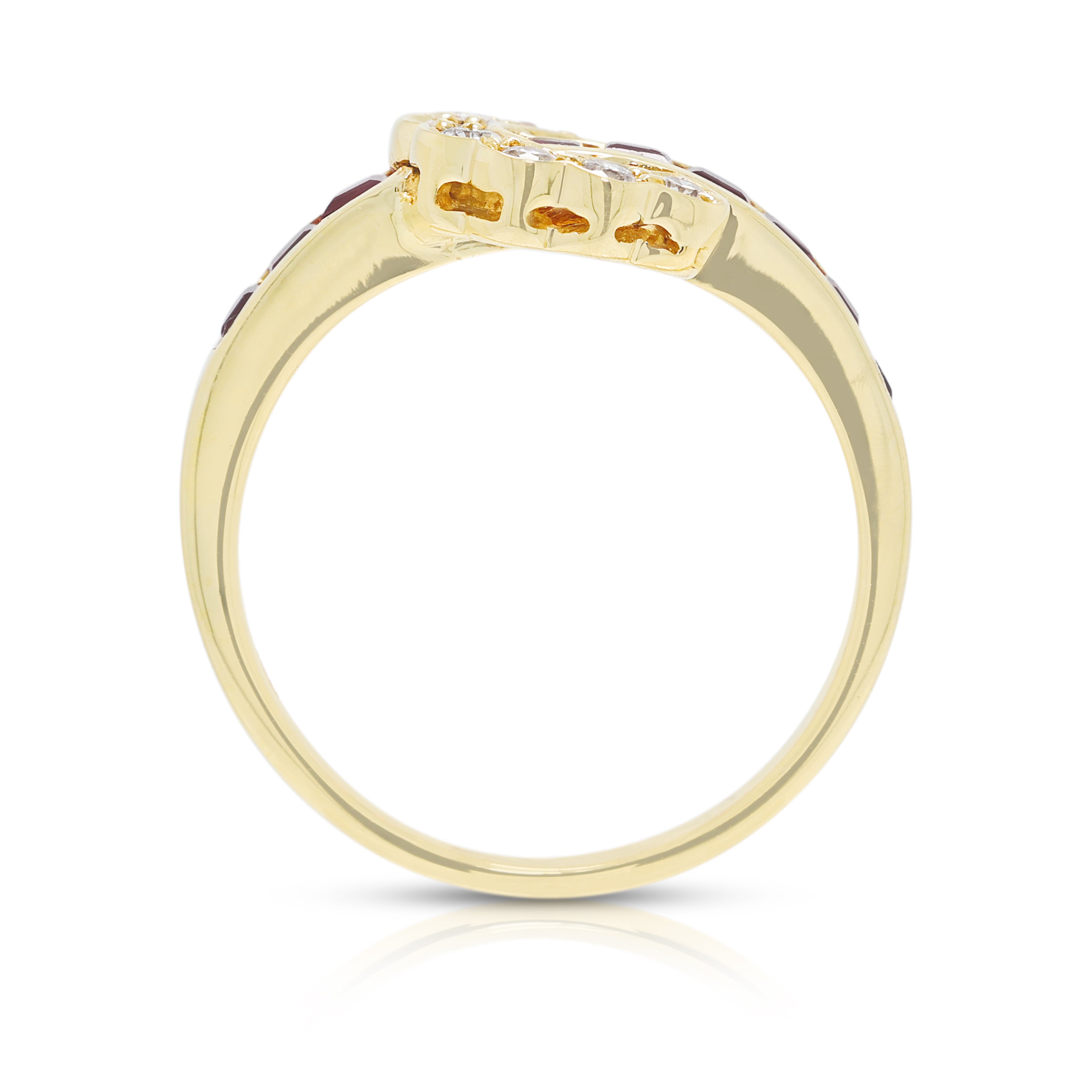Distinctive 0.27ct Ruby and 0.13ct Natural Diamond Overlapping Ring in 18K Yellow Gold