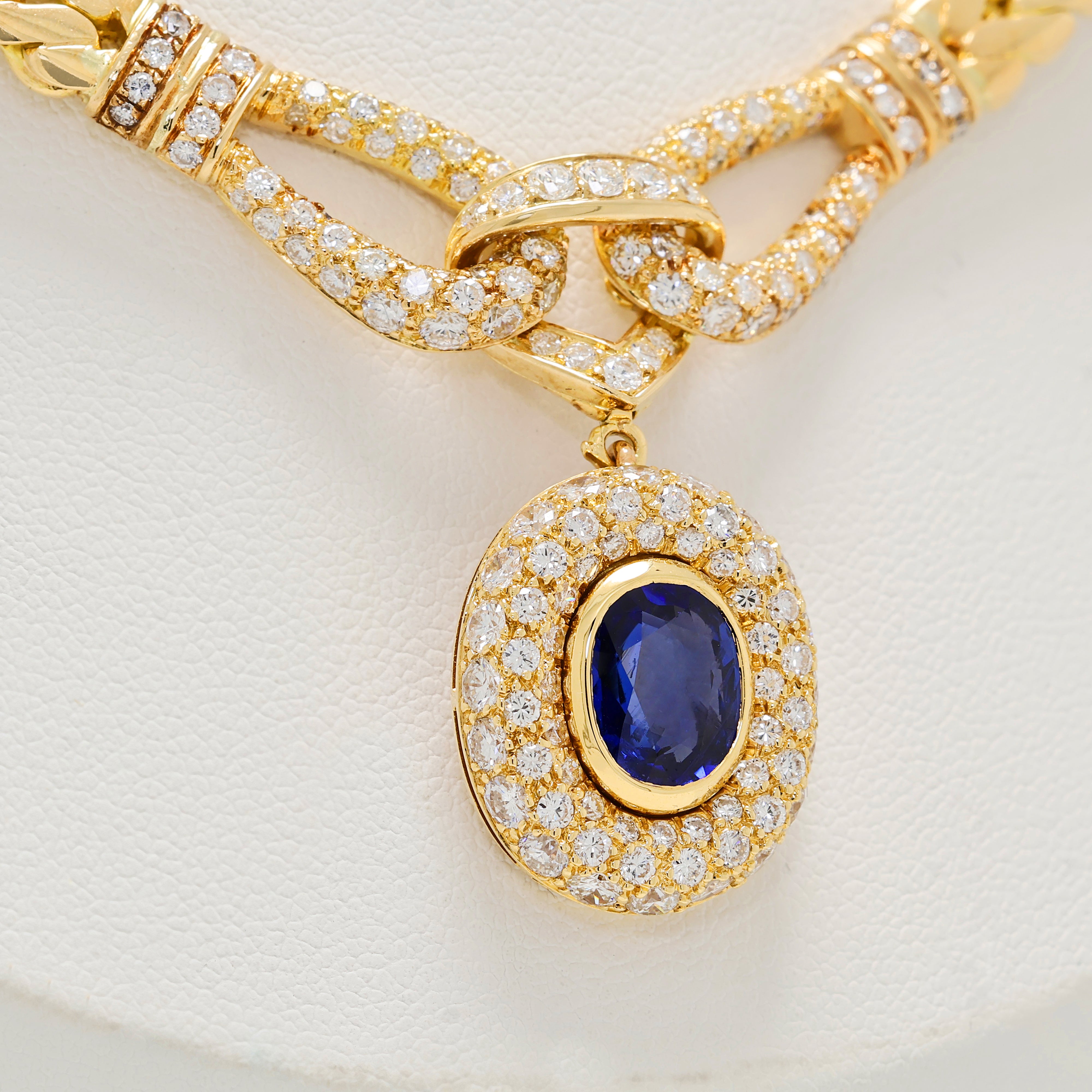 Magnificent 1.80ct Sapphire and 1.96ct Natural Diamond Detachable Pendant Cartier Necklace in 18K Yellow Gold