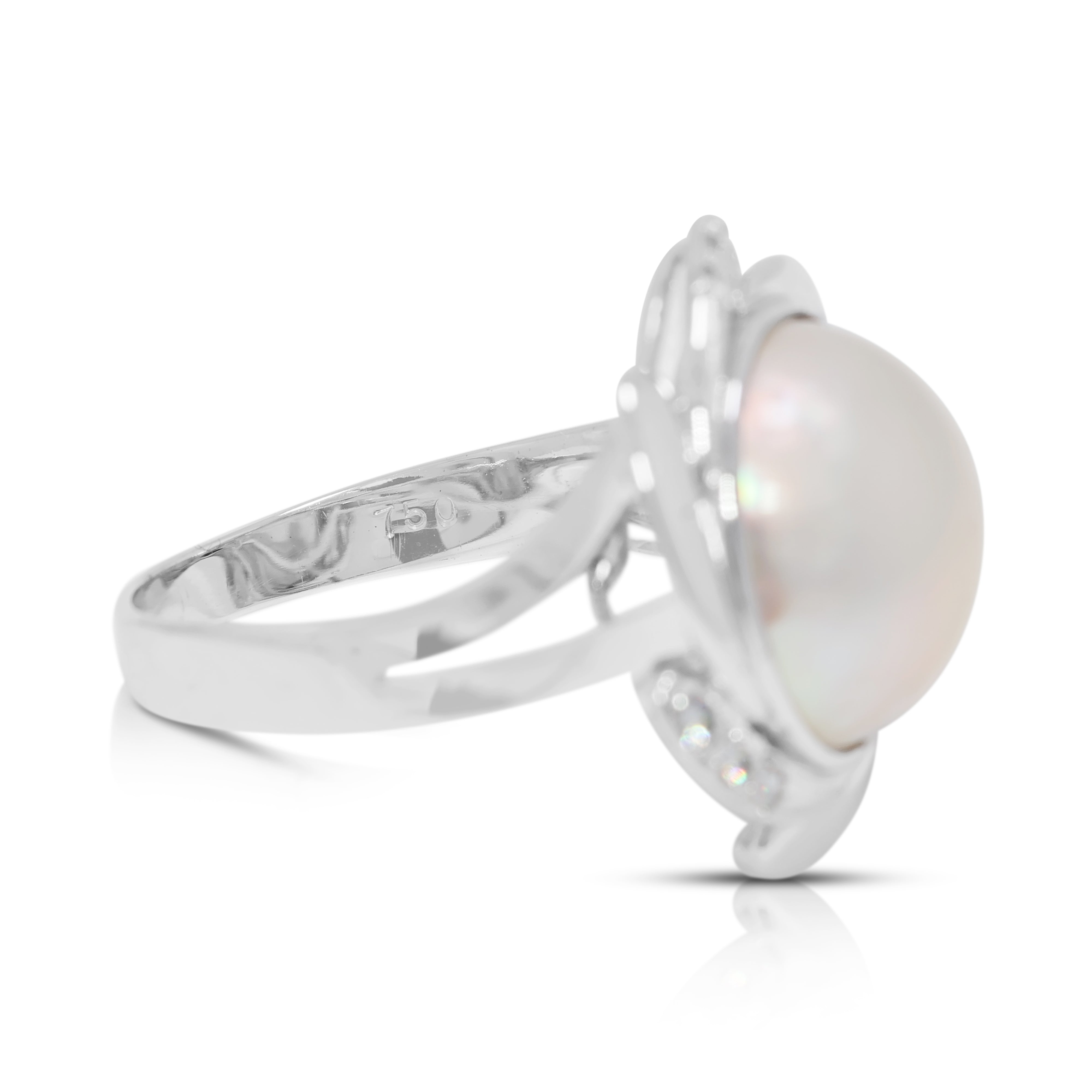 Sophisticated 13.4mm Mabe Pearl & 0.18ct Natural Diamond Swirl Ring in 18K White Gold (New)