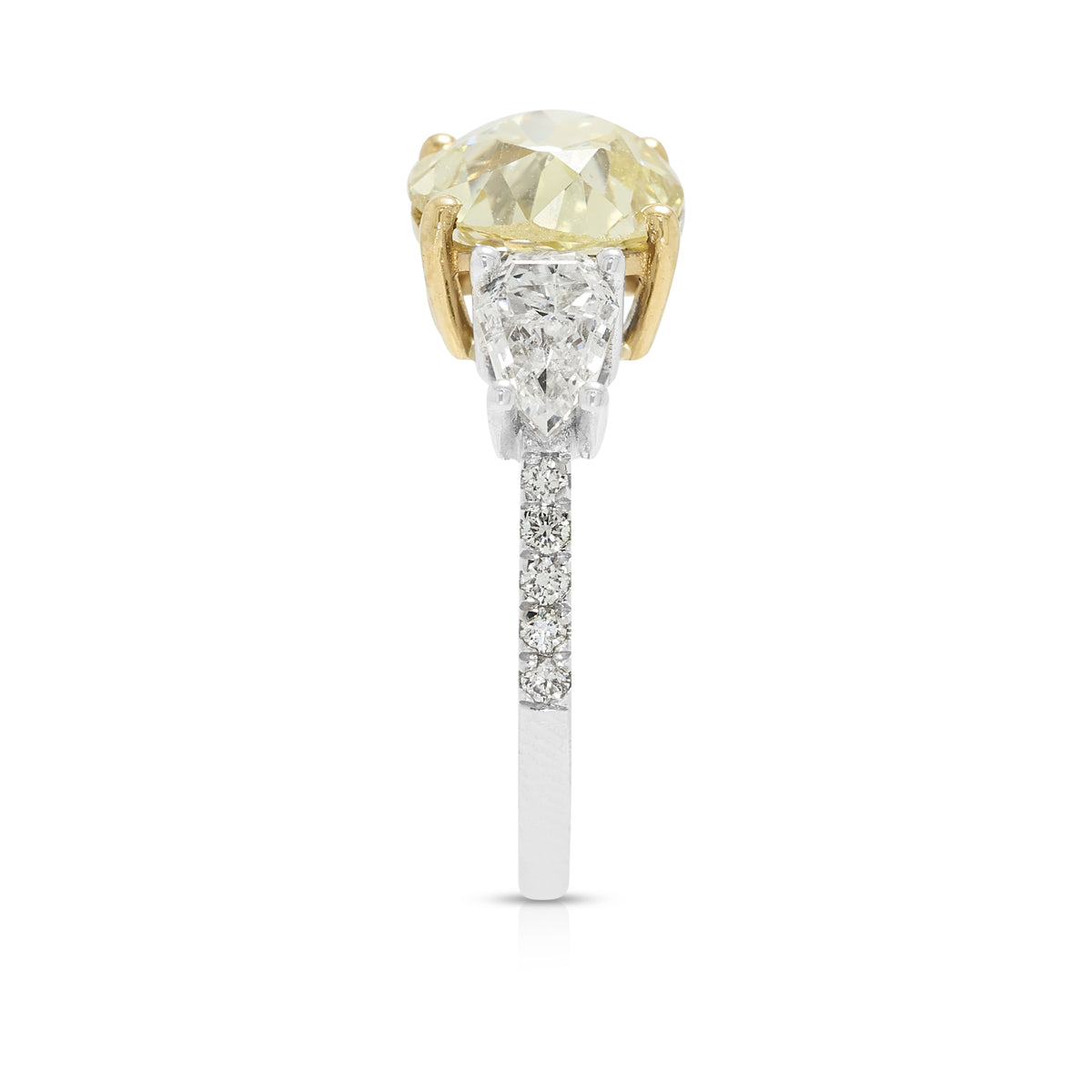 Captivating 3.26ct Diamonds 3-Stone Ring in 18k White & Yellow Gold