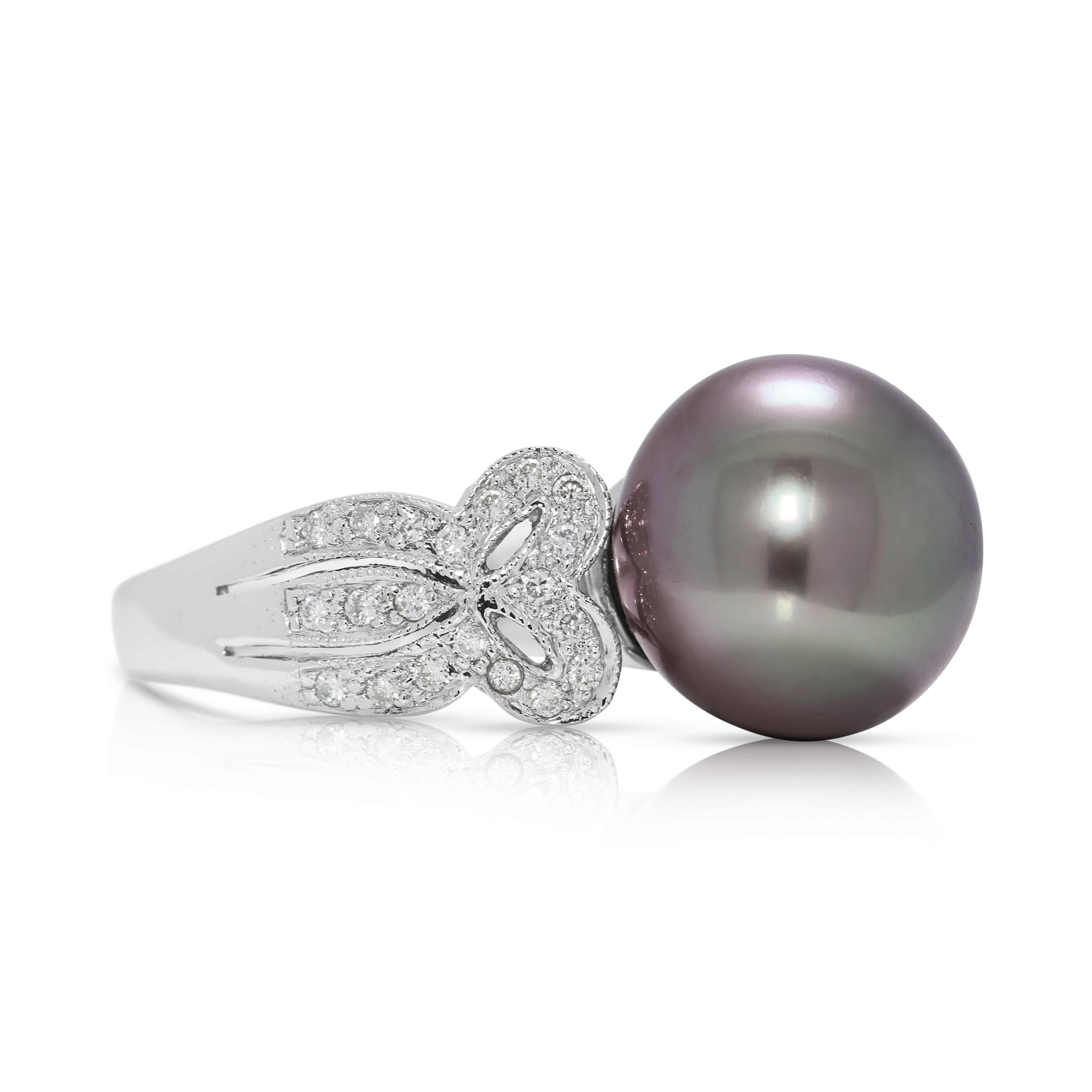 Elegant 0.21ct Natural Diamond & Greyish Black Pearl in 18K White Gold Ring