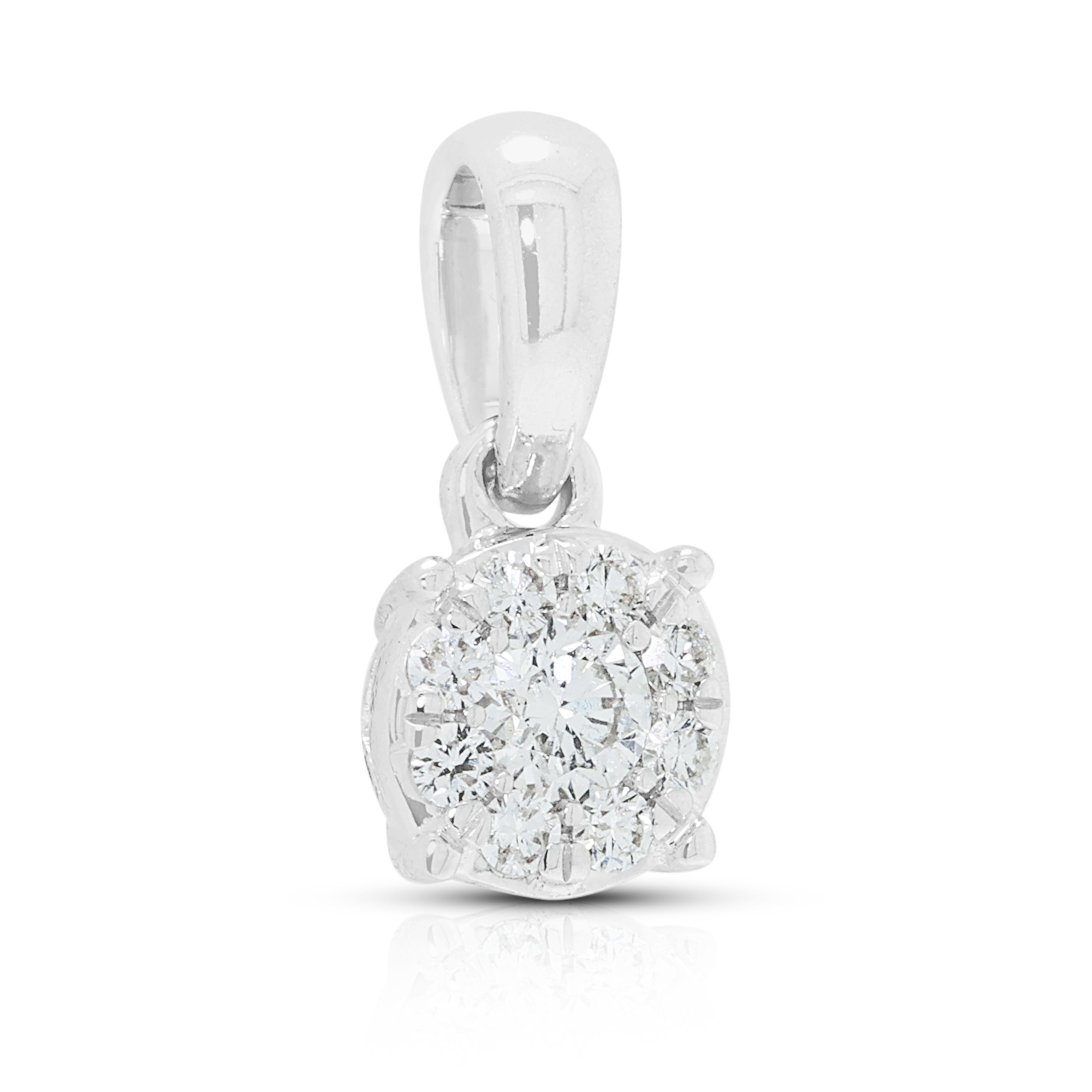 Scintillating 0.14ct Natural Diamond Classic Daisy Cluster Pendant in 18K White Gold